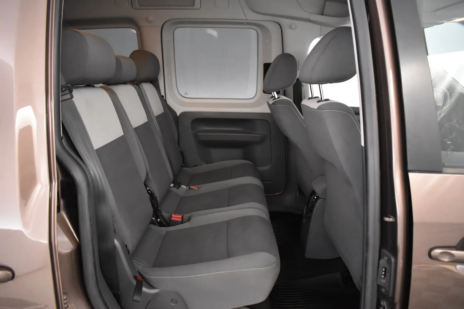 Car Image - 5Kv52Fmm6I0989h2jTfK6y