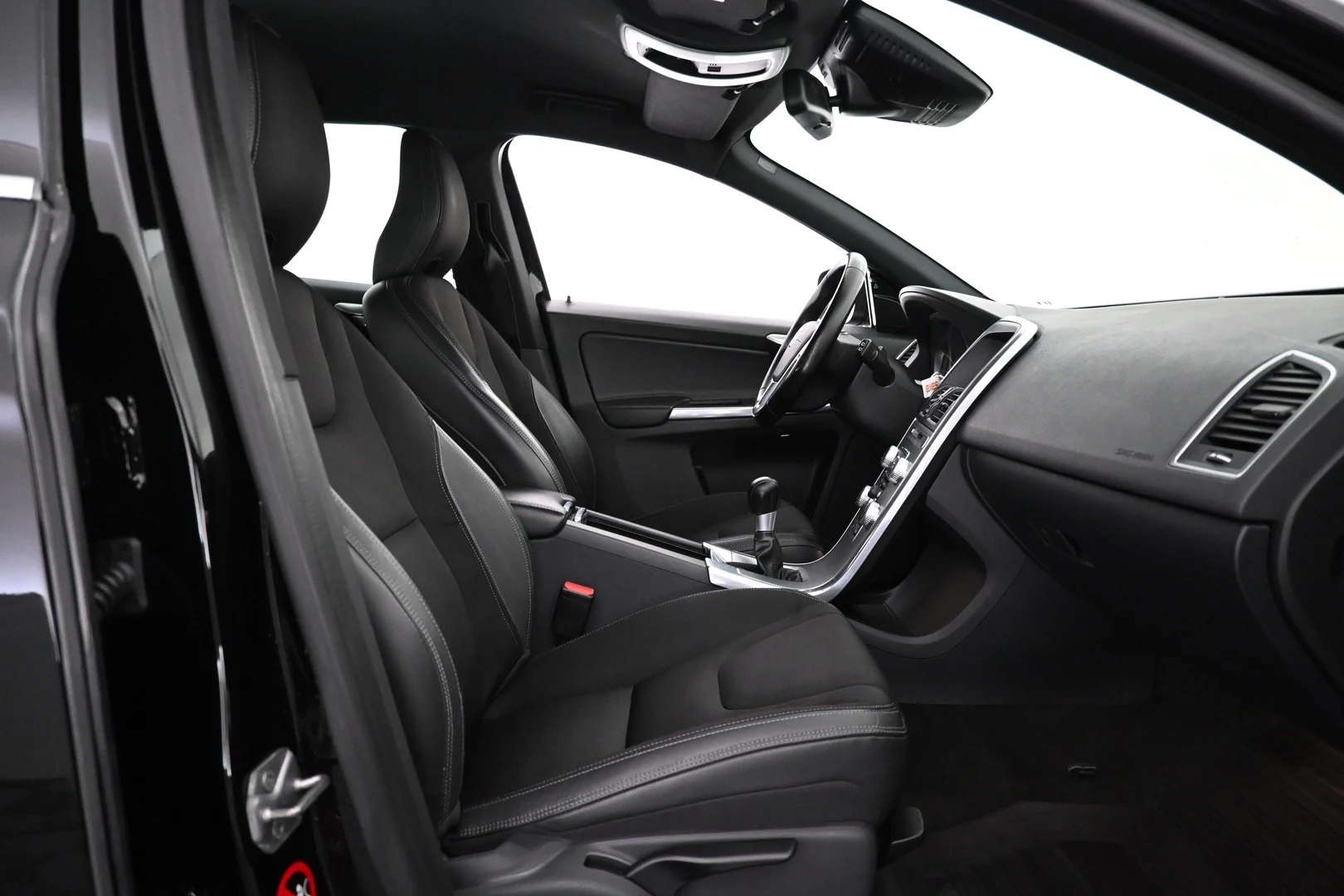 Car Image - xzMOEuMXunnUW5fe3TDGH