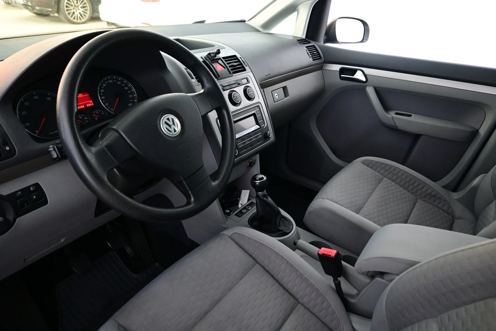 Car Image - 4Z0287GfjuC3qneJctJ3zr