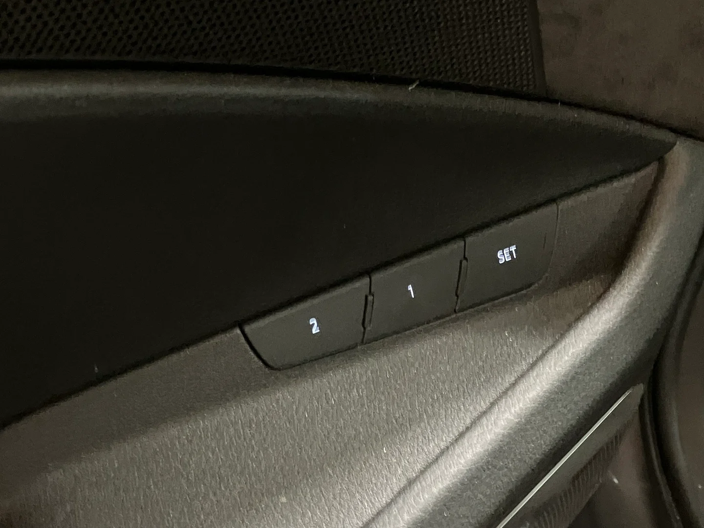 Car Image - 1Fd1T5uJMC3zTMcNtCQD6F