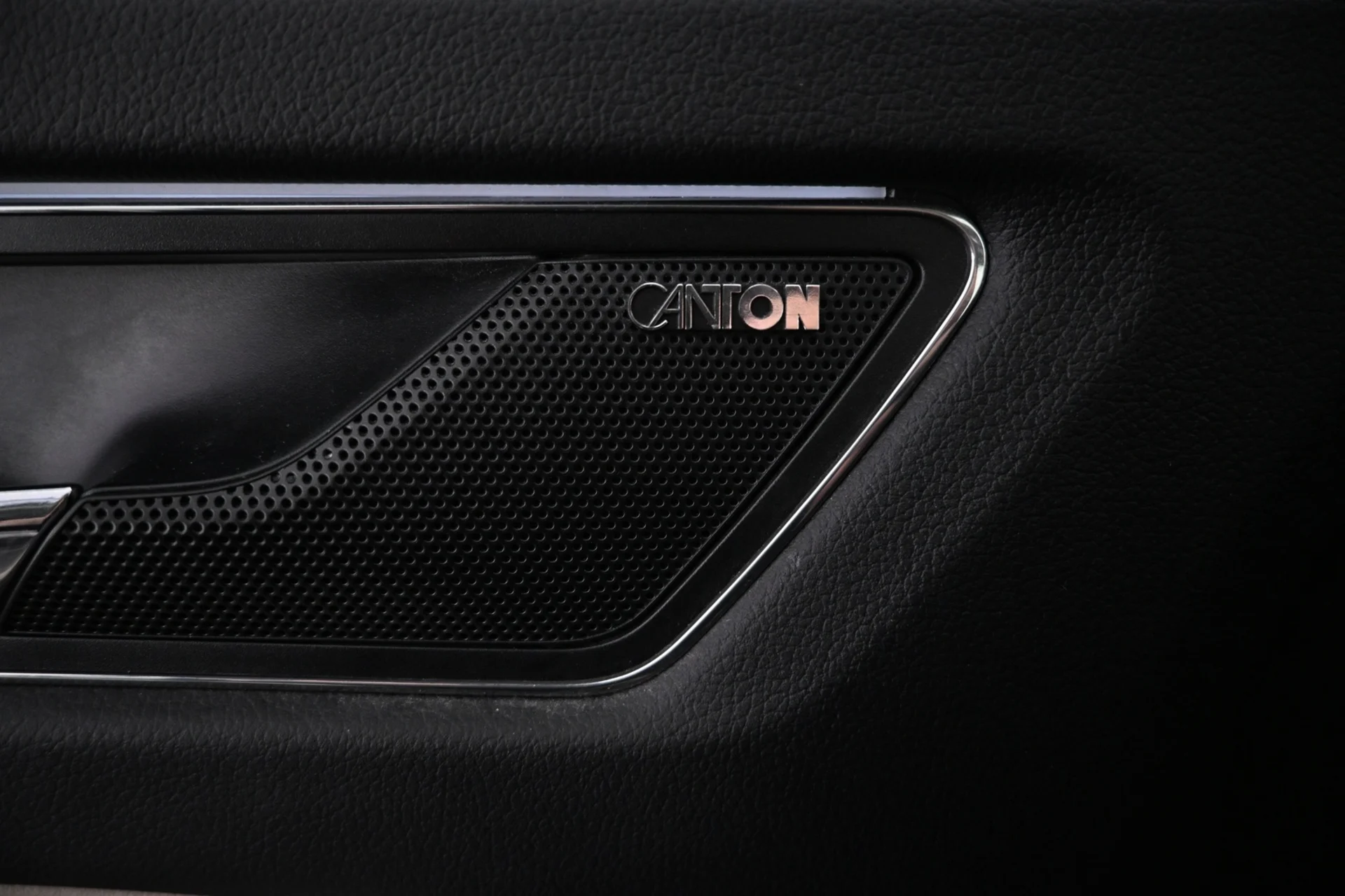 Car Image - 3f6knNizWhOHqRi2JP7yqU