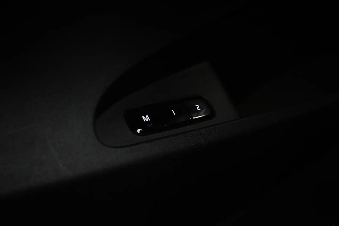 Car Image - 4HduEv3ukAXww3Qkd2JaaC
