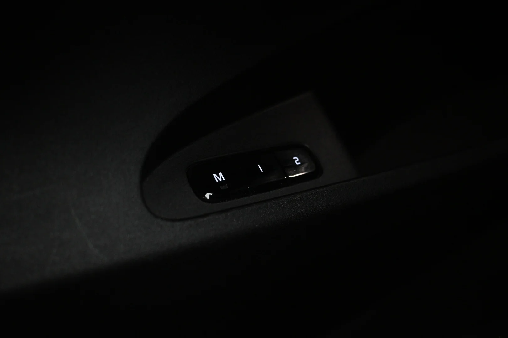 Car Image - 4HduEv3ukAXww3Qkd2JaaC