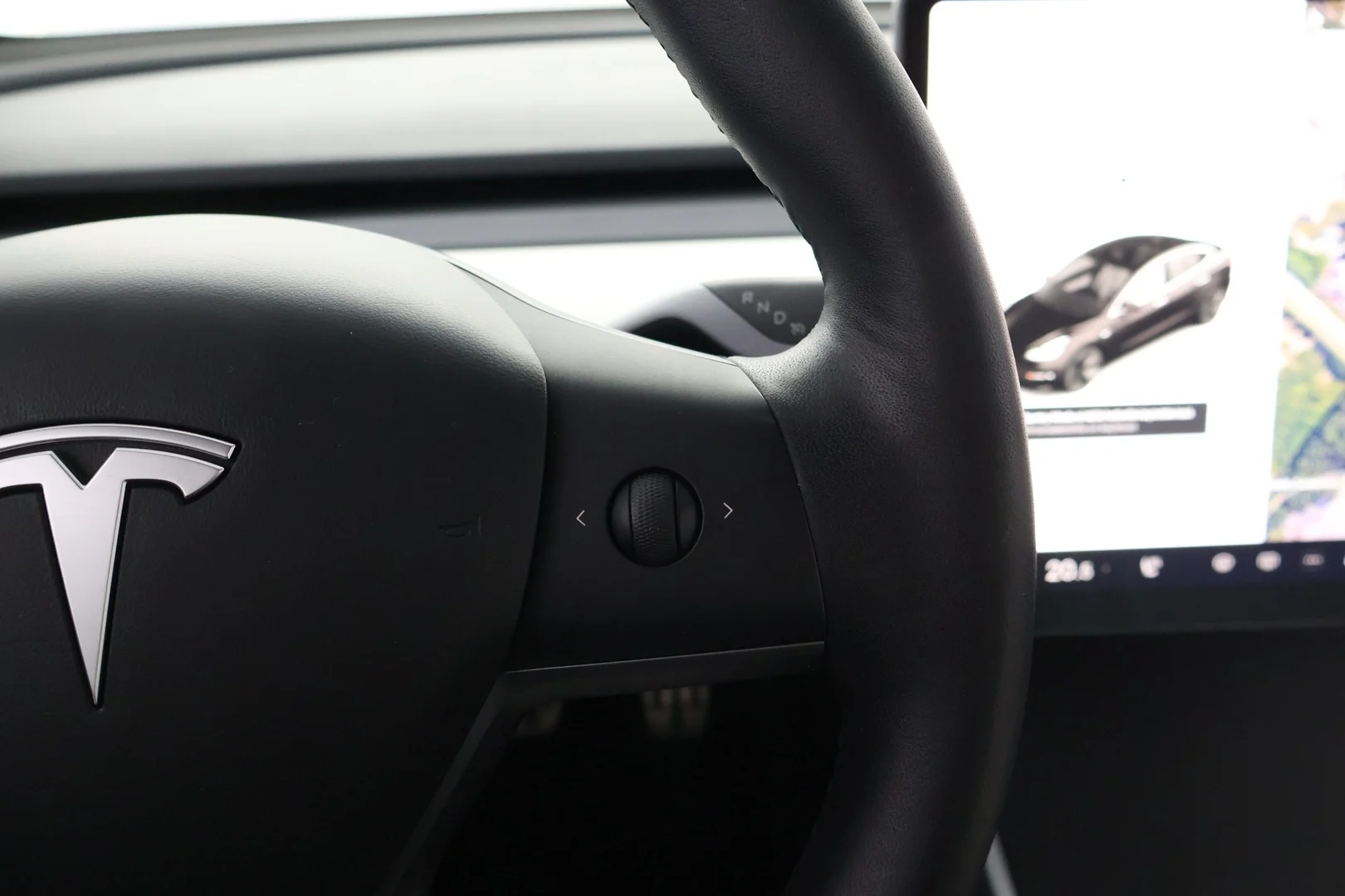 Car Image - 01eHYDlNKCEhIkB9rQ5nJz