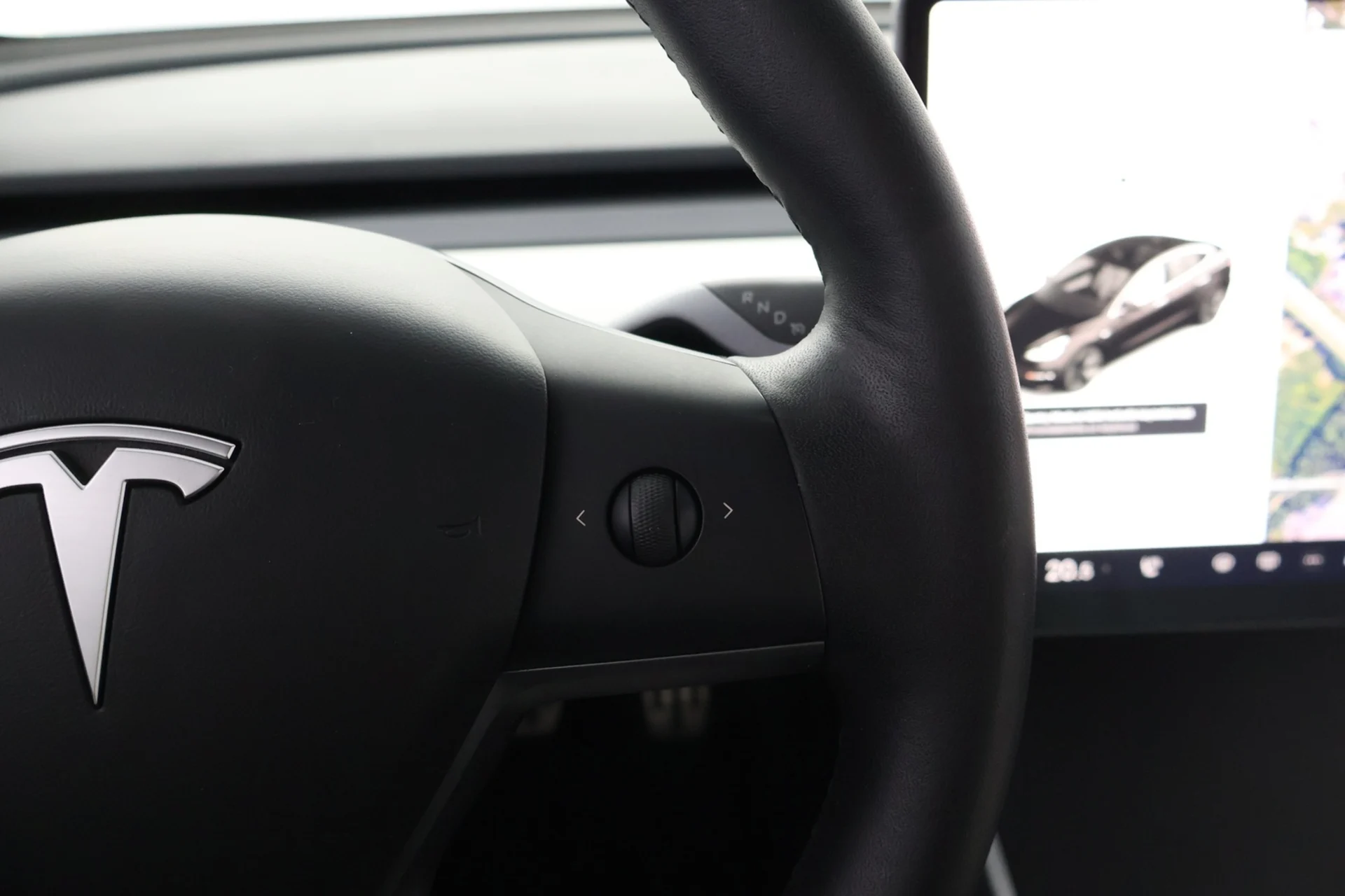 Car Image - 01eHYDlNKCEhIkB9rQ5nJz