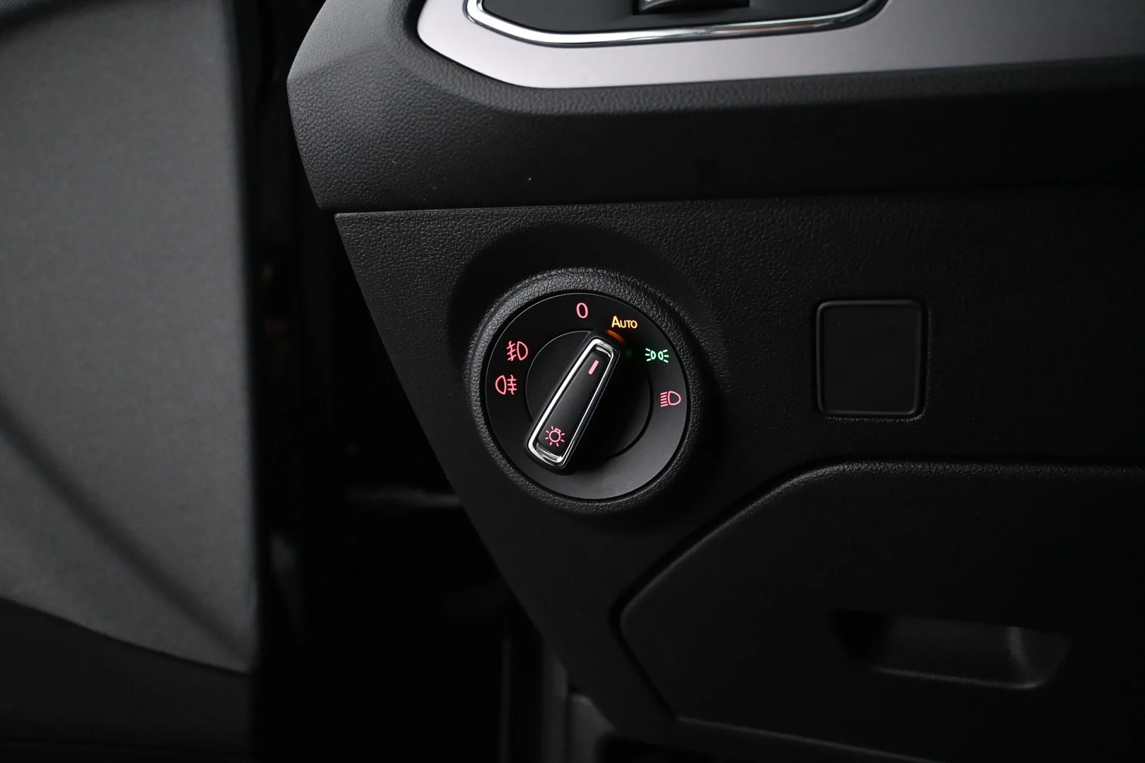 Car Image - 7LnegidQWvYn8zQpXoptpn