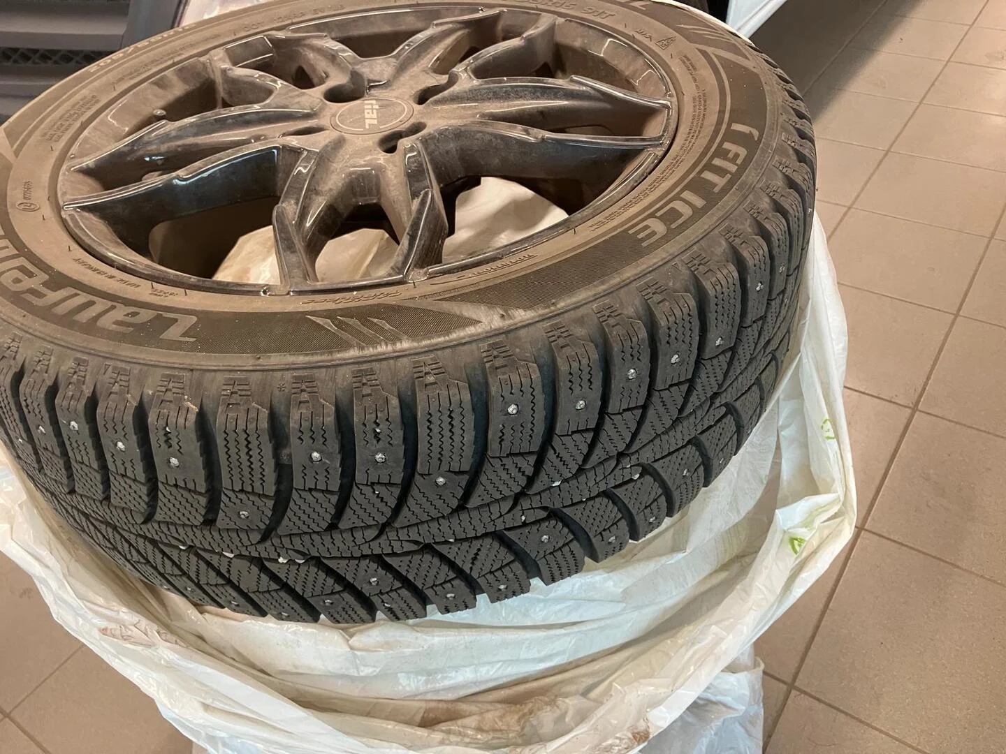Car Image - 6vwtm57KDiPGNoWt08MCSD