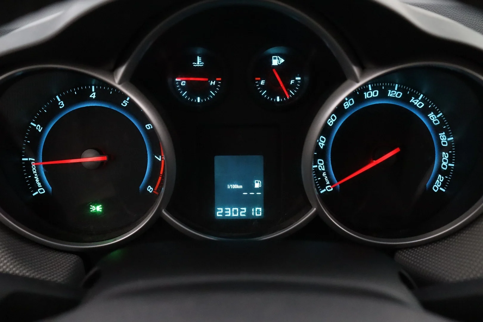 Car Image - 4x4F0N5S87a8vHvQwQIduD