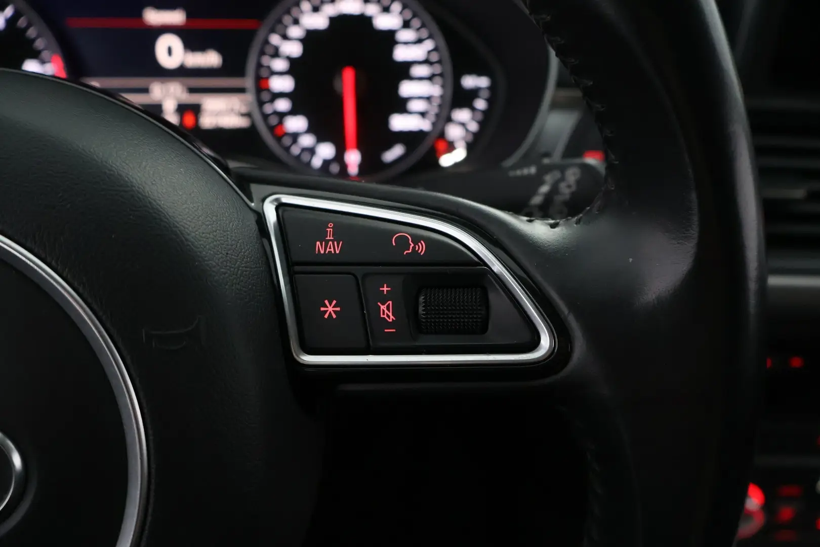 Car Image - 4KSOORdYGLevd6g92Yxo4Q