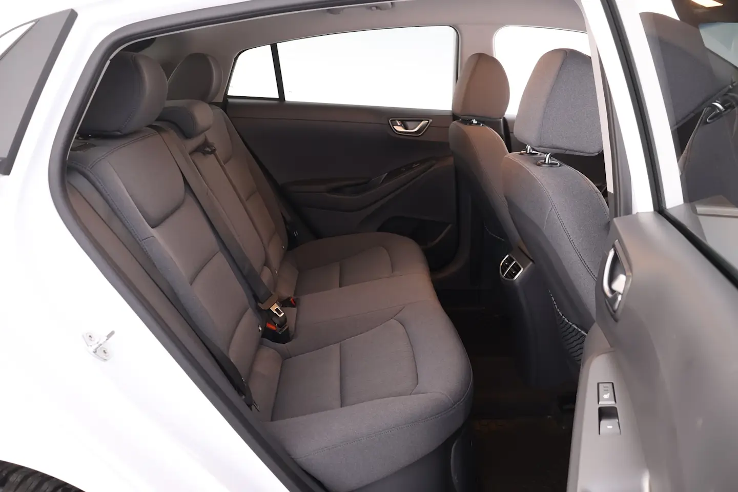 Car Image - 5vXf96KNAsvY8X3Z1CzP6r