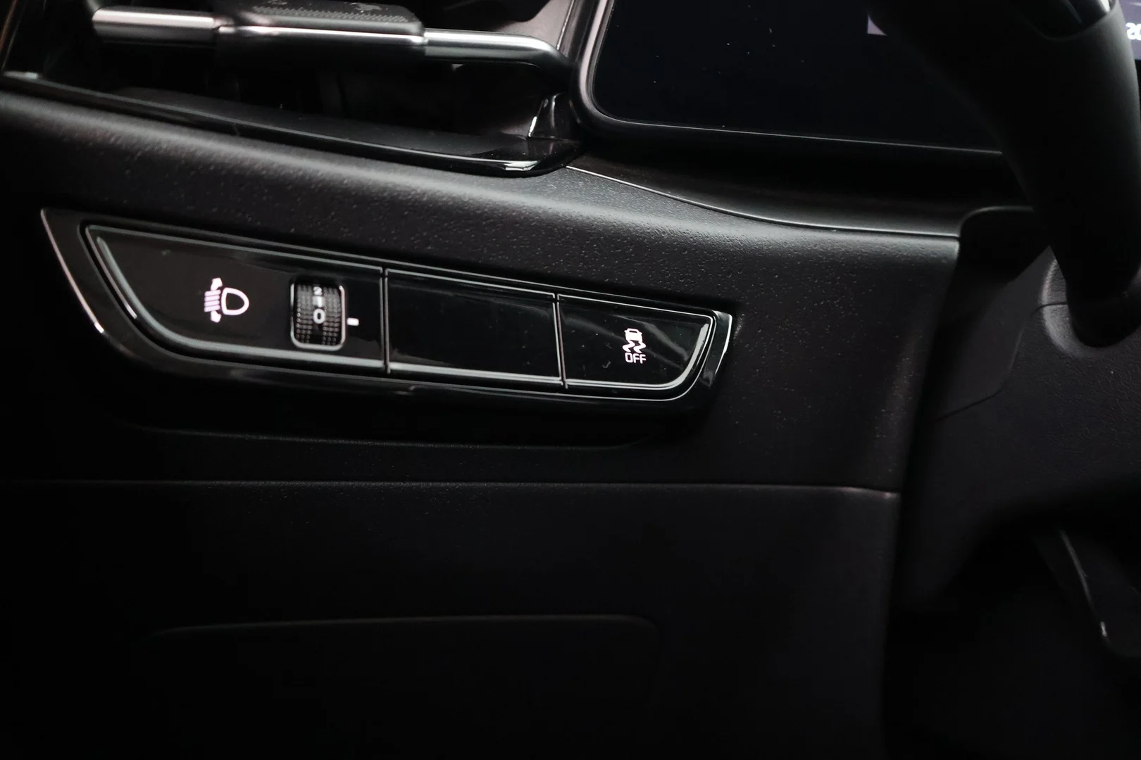Car Image - 3jfgTCZzN1HKSaAFBK8vmn