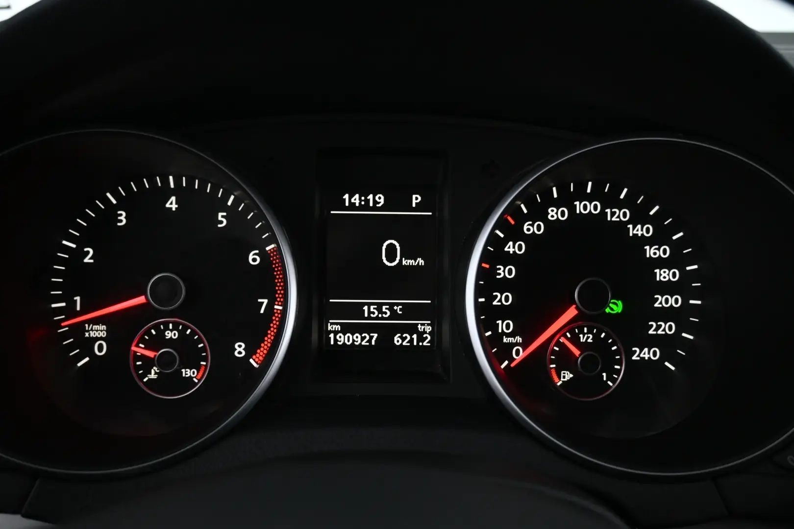 Car Image - 1RHrr6IdQq6AT0oHzhn2os