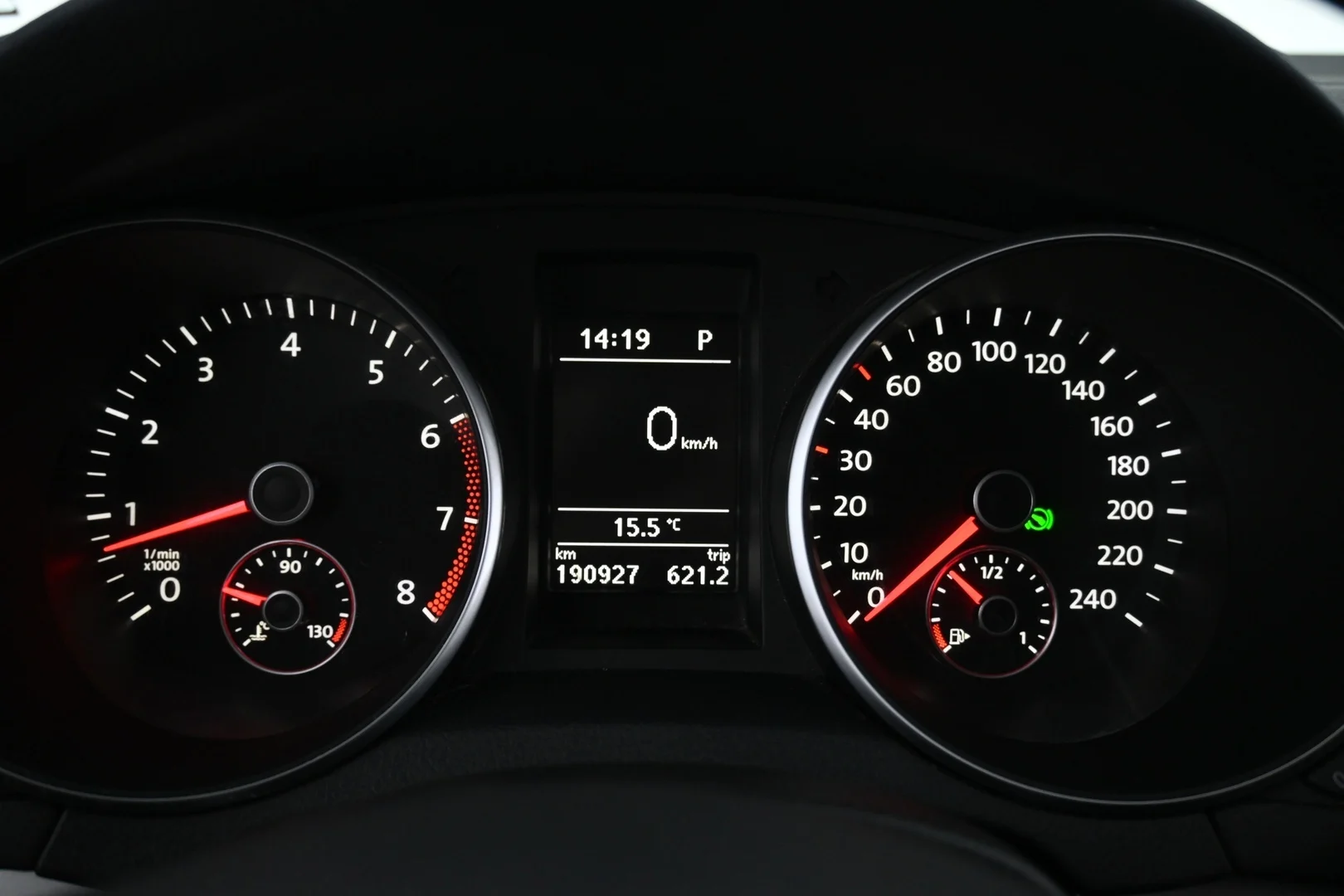 Car Image - 1RHrr6IdQq6AT0oHzhn2os