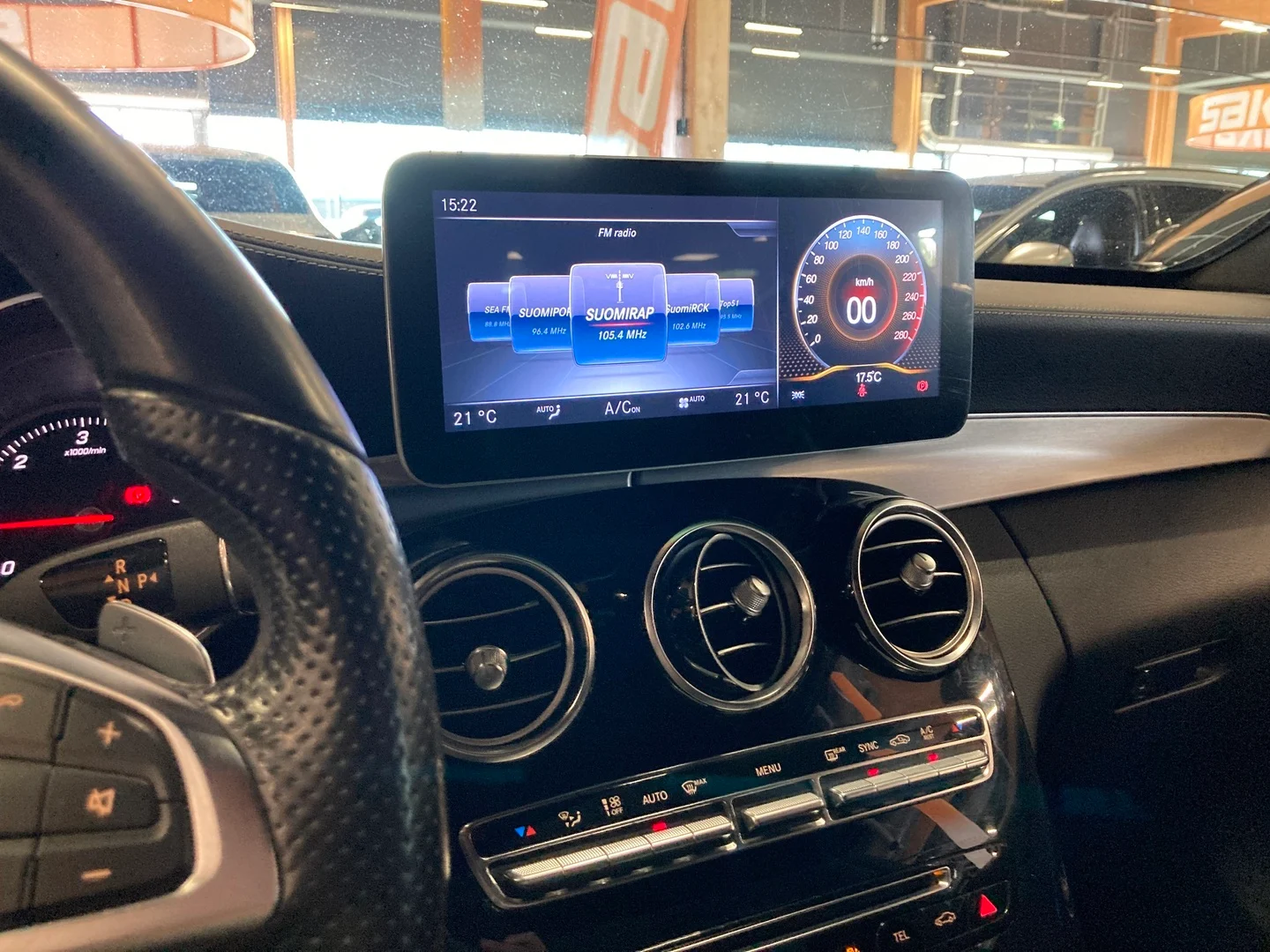 Car Image - 7IiV4pHaRzcurt4kSCSgP2