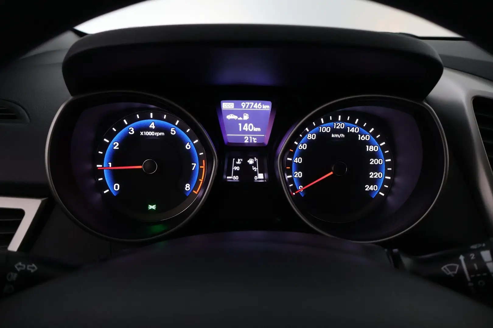 Car Image - 4ybmi9bRyEIp82pmMMiUbs