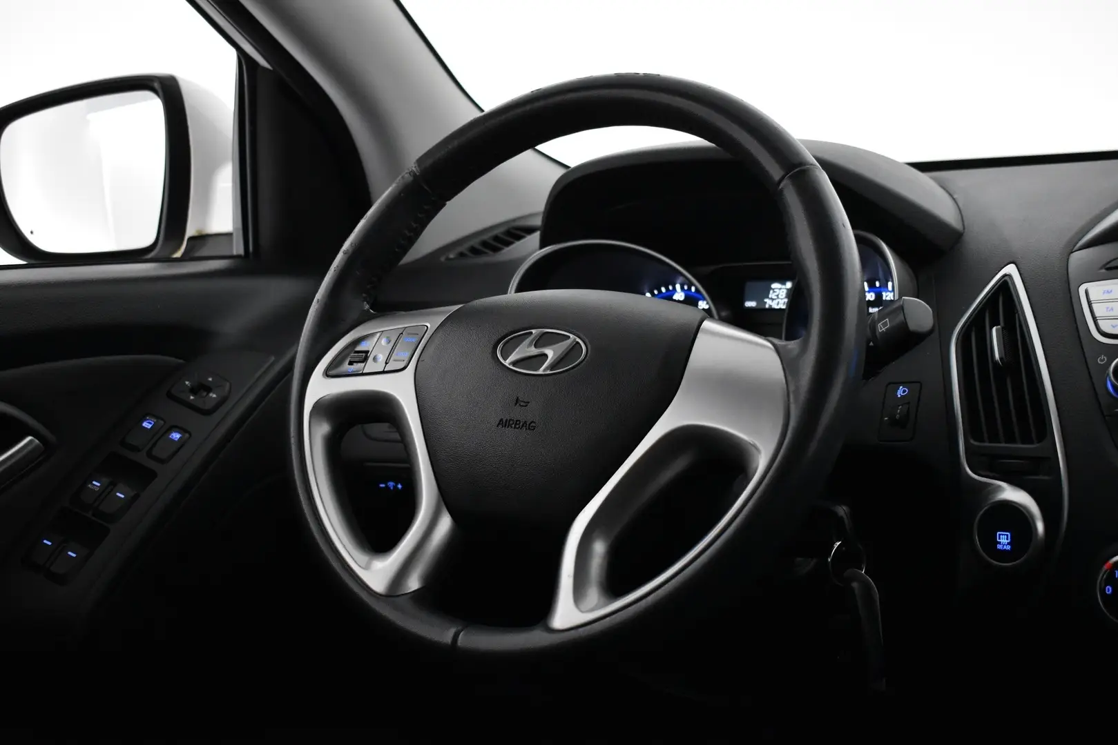 Car Image - 1x4heqM6f4AcCboL7t74FN