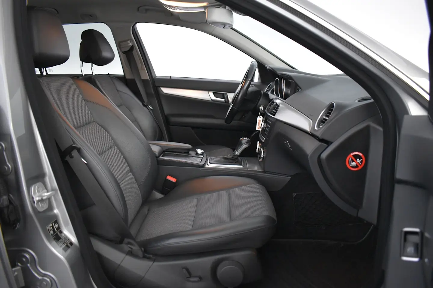 Car Image - 61AVuegj6SrhLw2VgjRfJQ