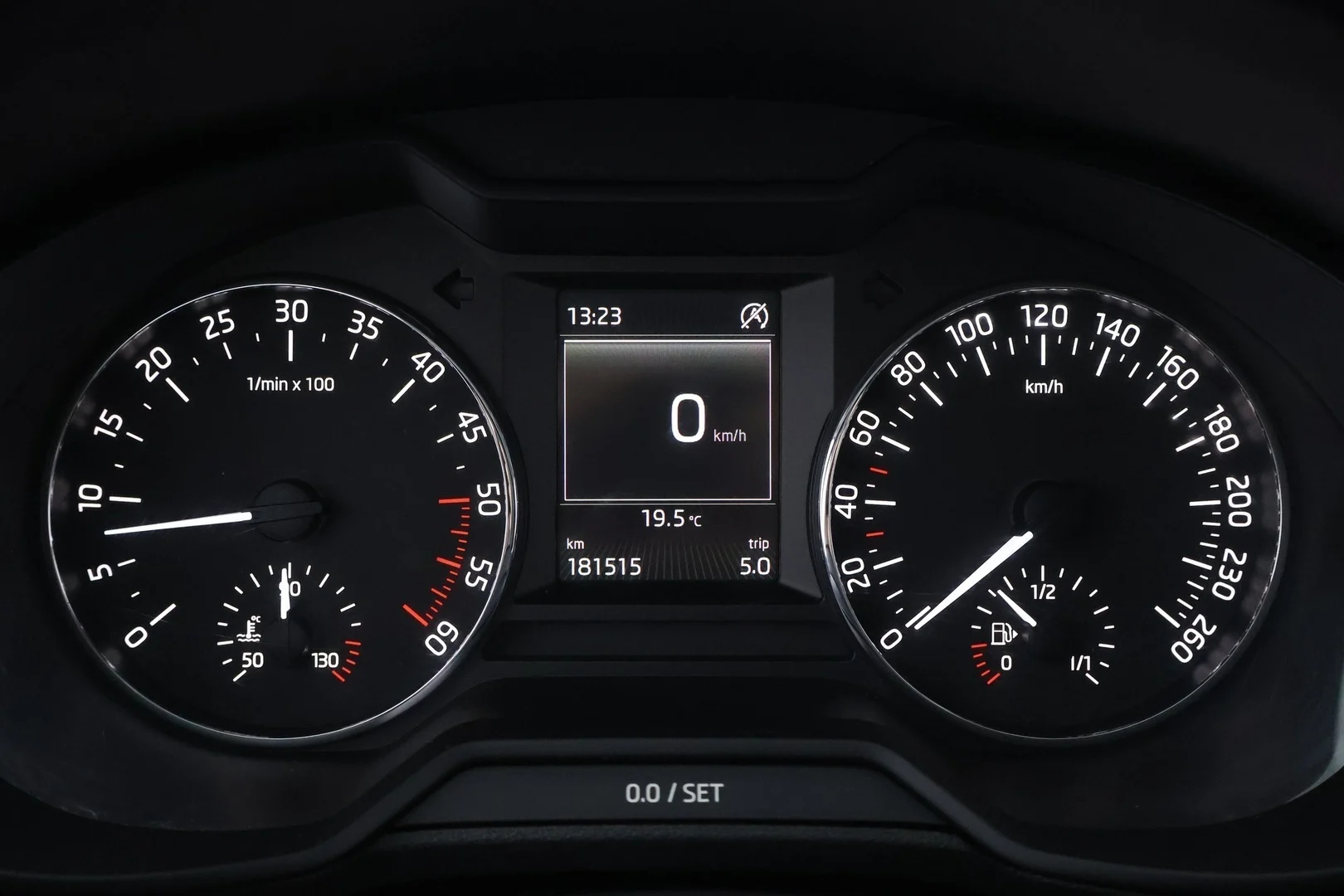 Car Image - 2KReNB5nDt2A1FEq3k46p3