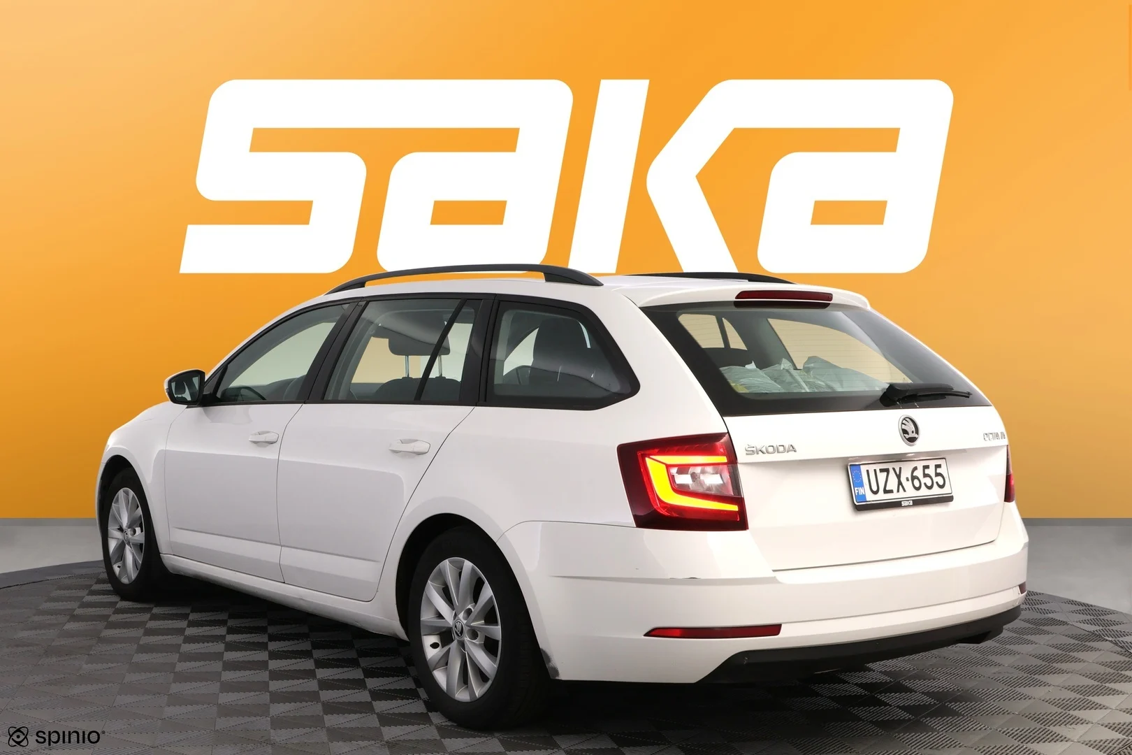 Car Image - 3lkmB917BJpj7P7CSJDxI1