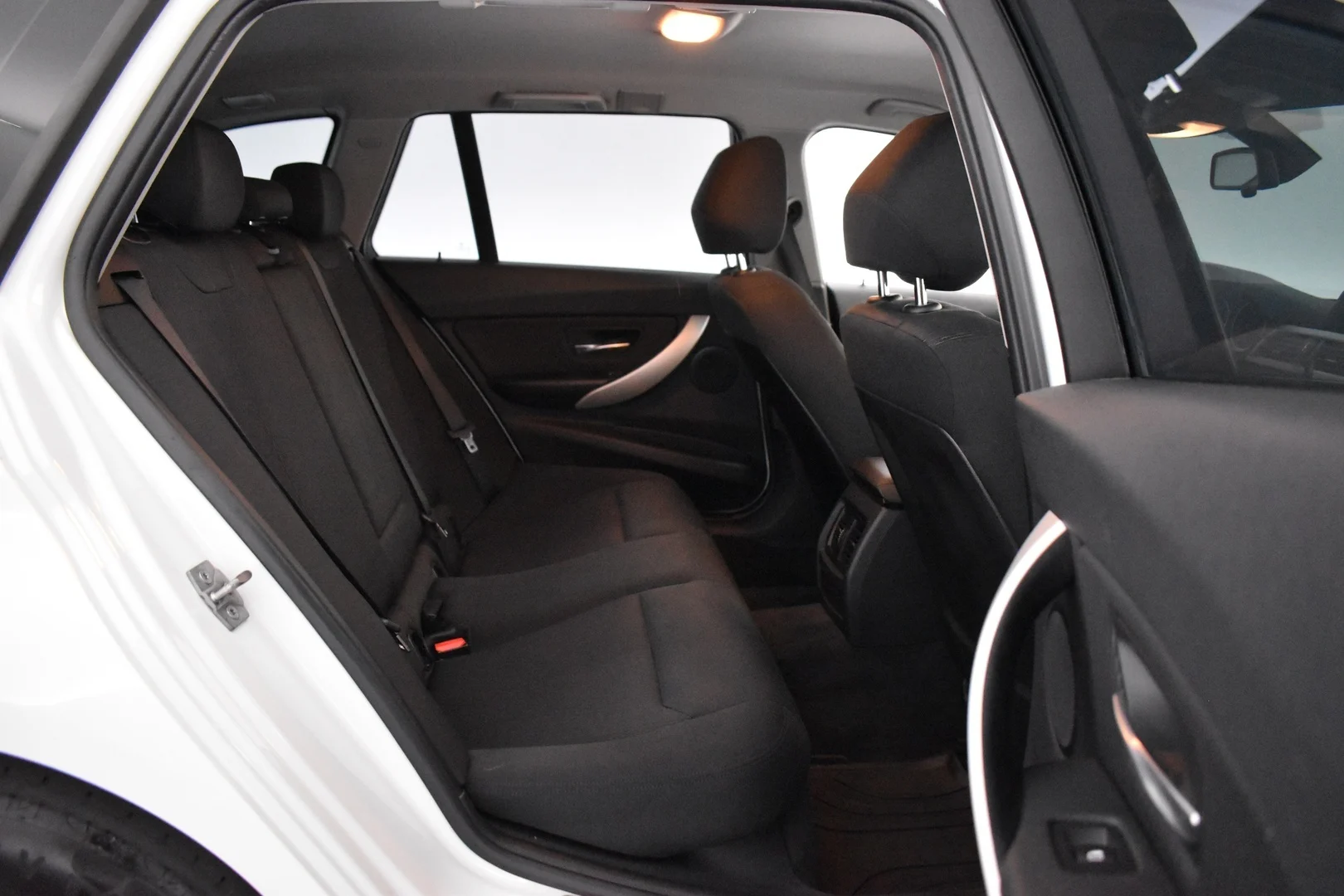 Car Image - 2vGE9Sg0qx18ACLxcSHP89