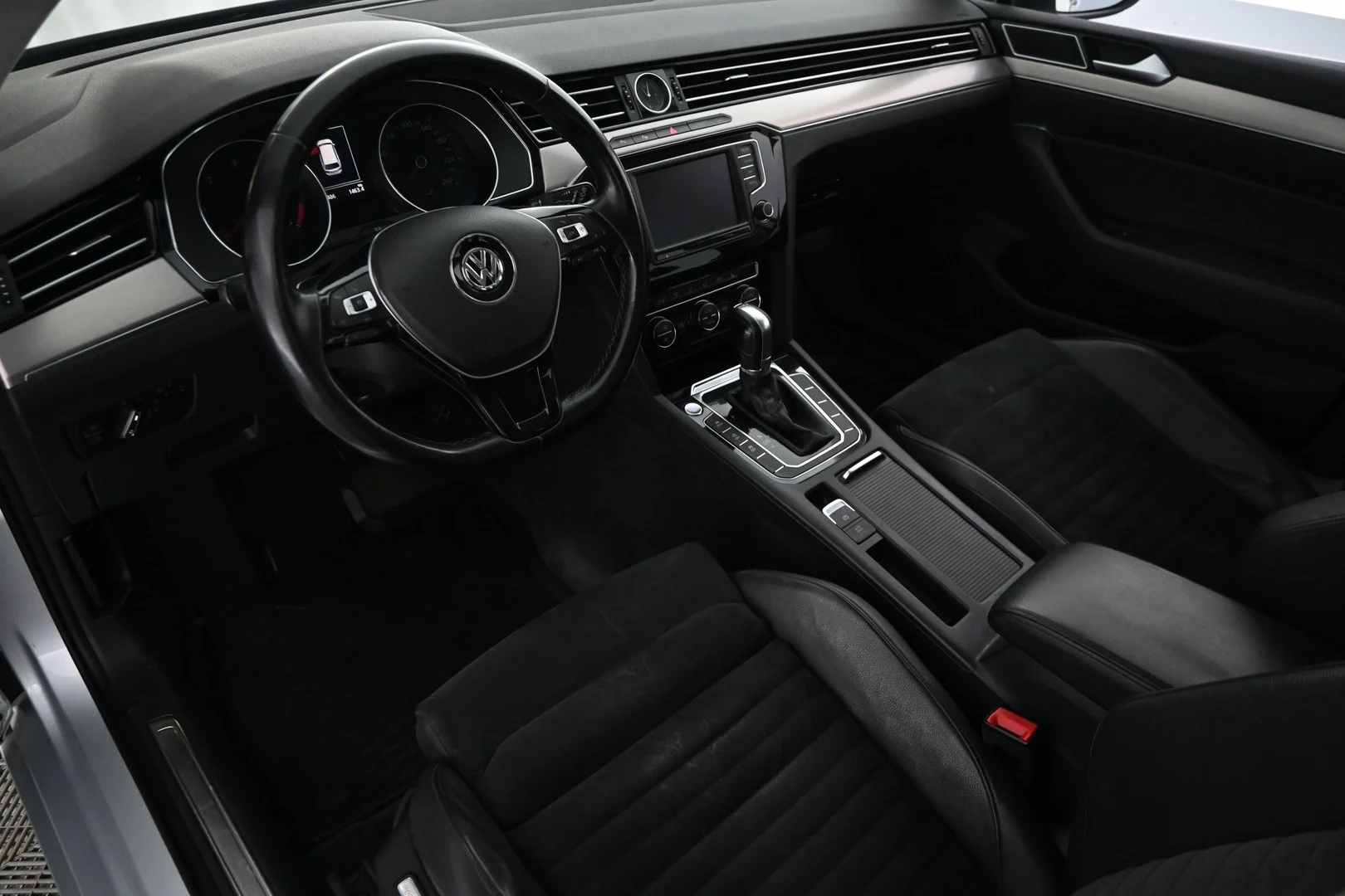 Car Image - 79y9ujzms06E6jqRuoKgwj