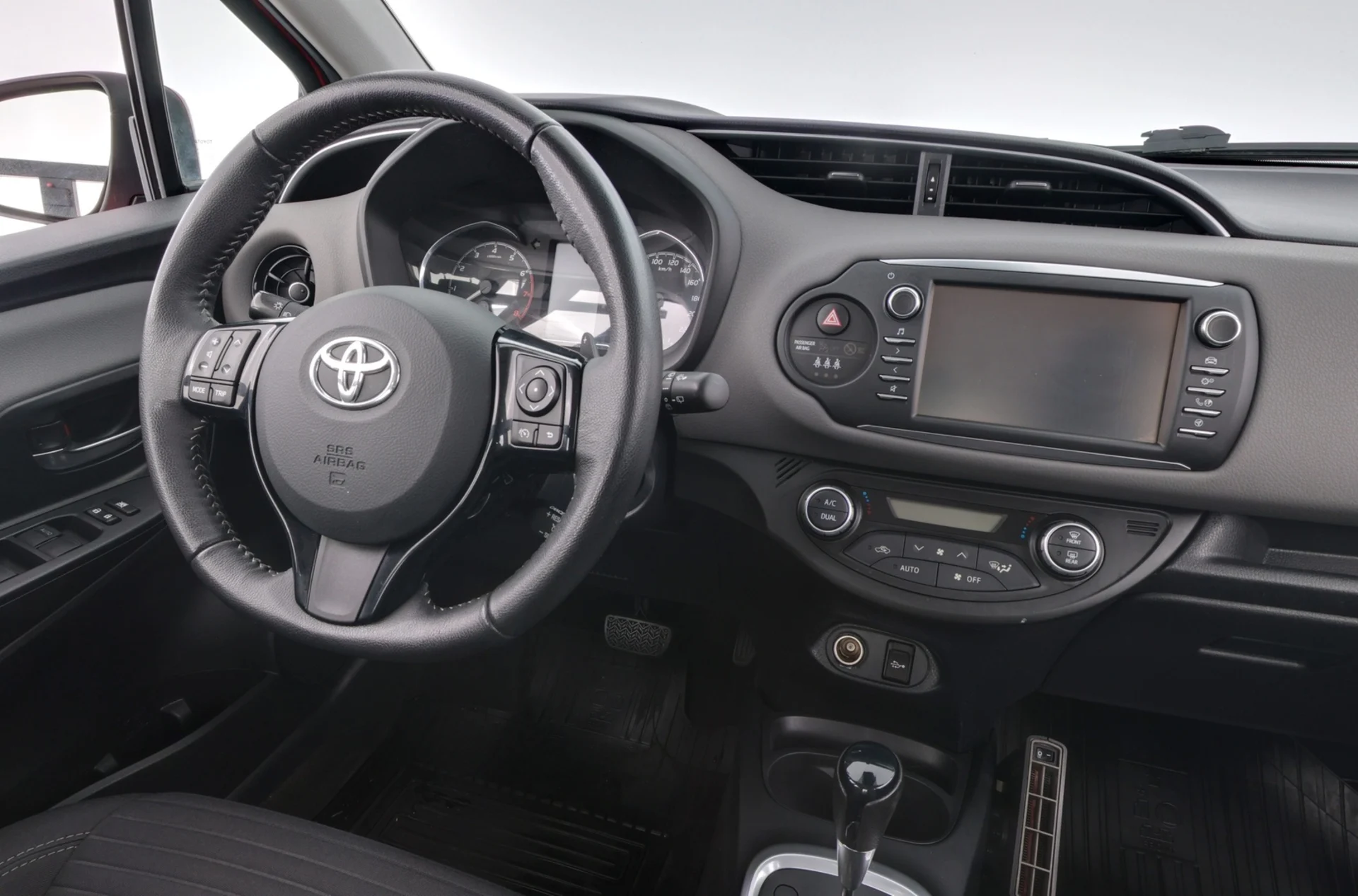 Car Image - 2F8nETpr8bbDjVylSBtZDK