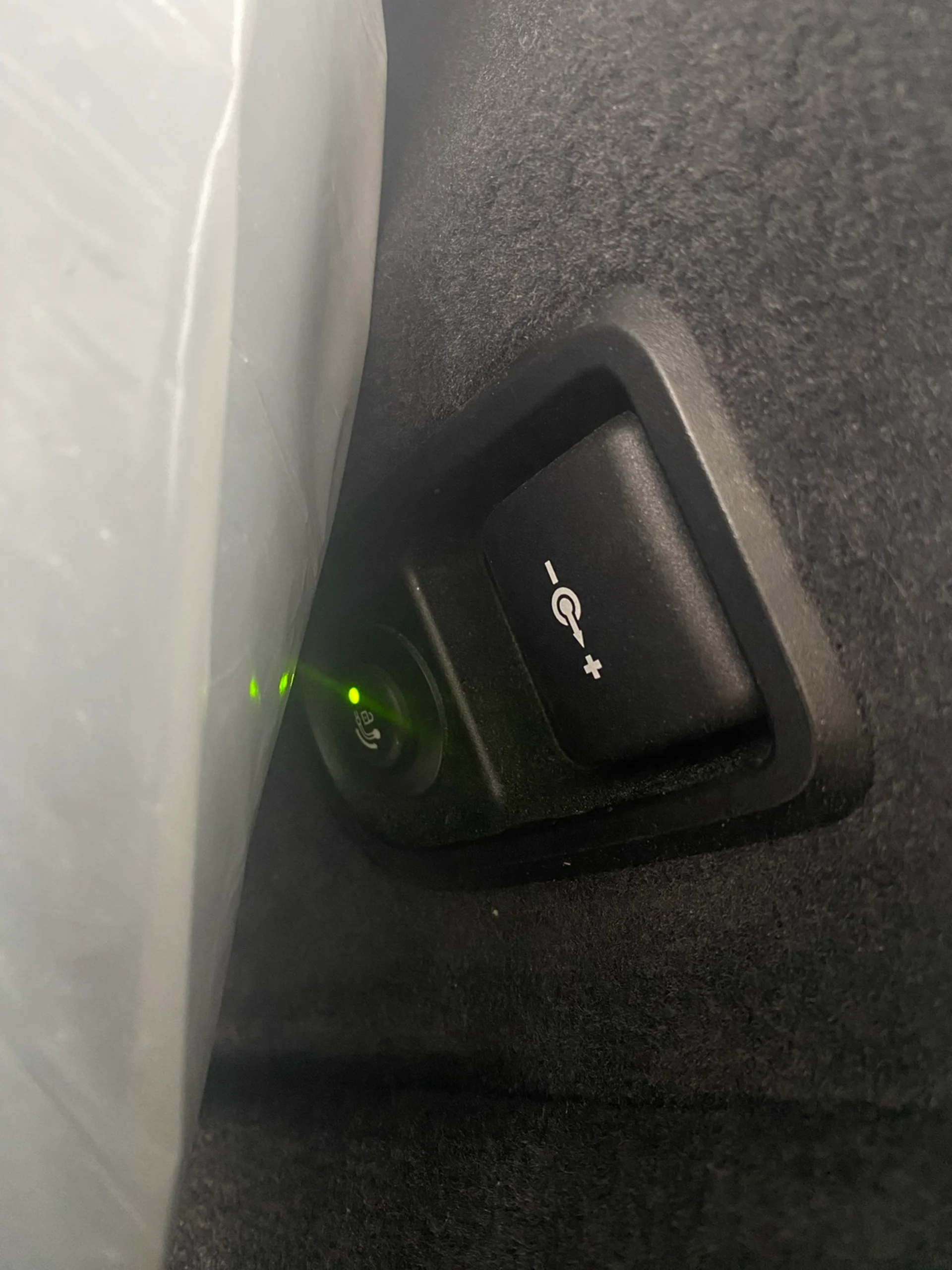 Car Image - 5eFheVfRU1RvB2VaiktwiY