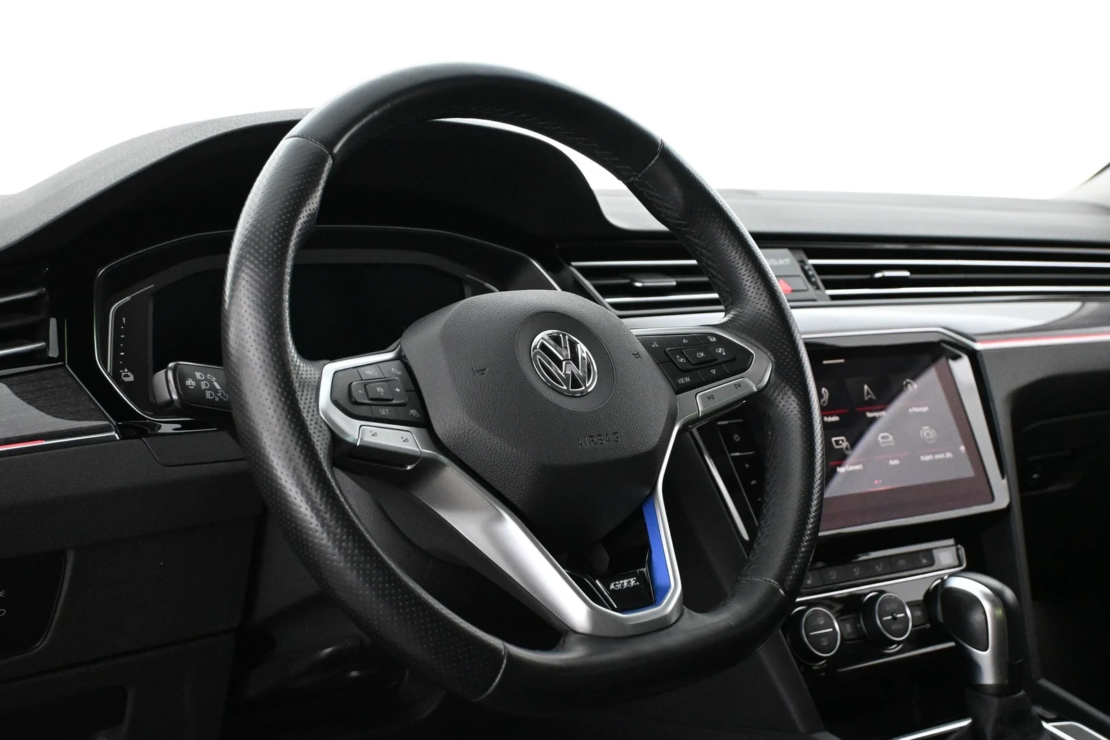 Car Image - 20S2UE41TiDYMDDlW1Pm25