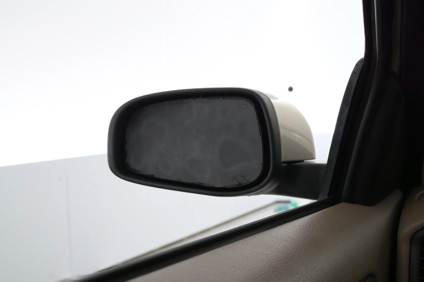 Car Image - 2n0DFbf7vnvlfLa6nnGXCv