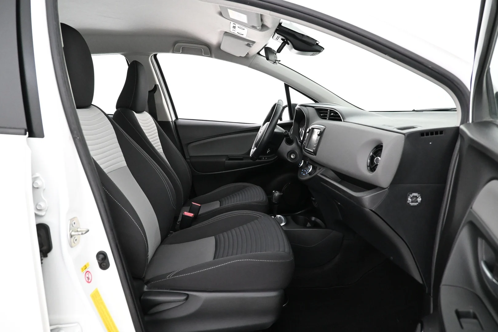 Car Image - 5UKydLYdKFSjRobjT9AKn1