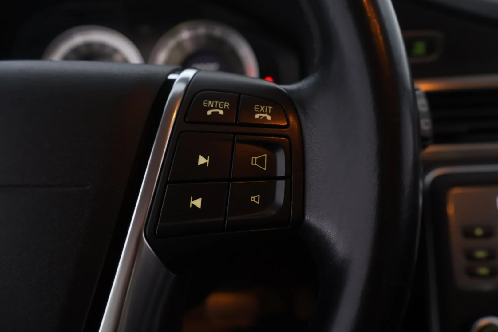 Car Image - 6YEQorhE1l8NCX0pQjqpqm