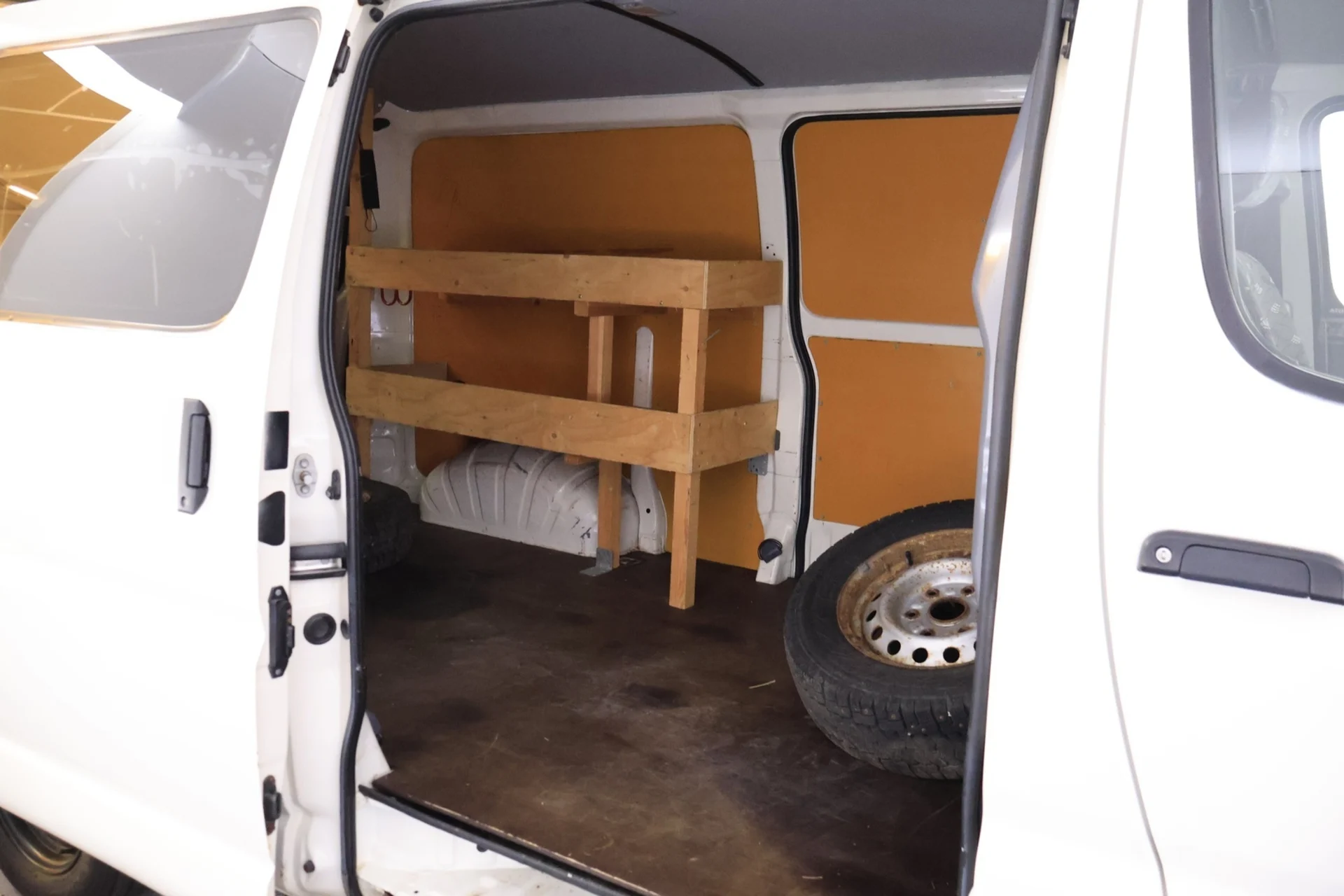 Car Image - 2wh6yBqoDrNYlXkDcTHITf