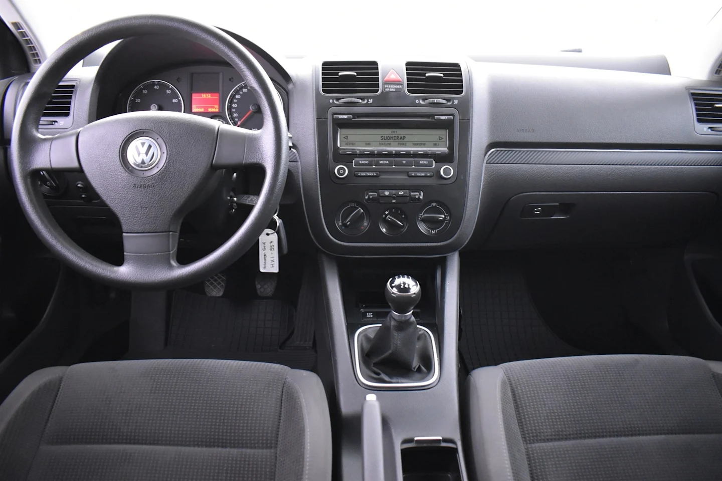 Car Image - 5GppVSubvnVs4aZrHH8oMN