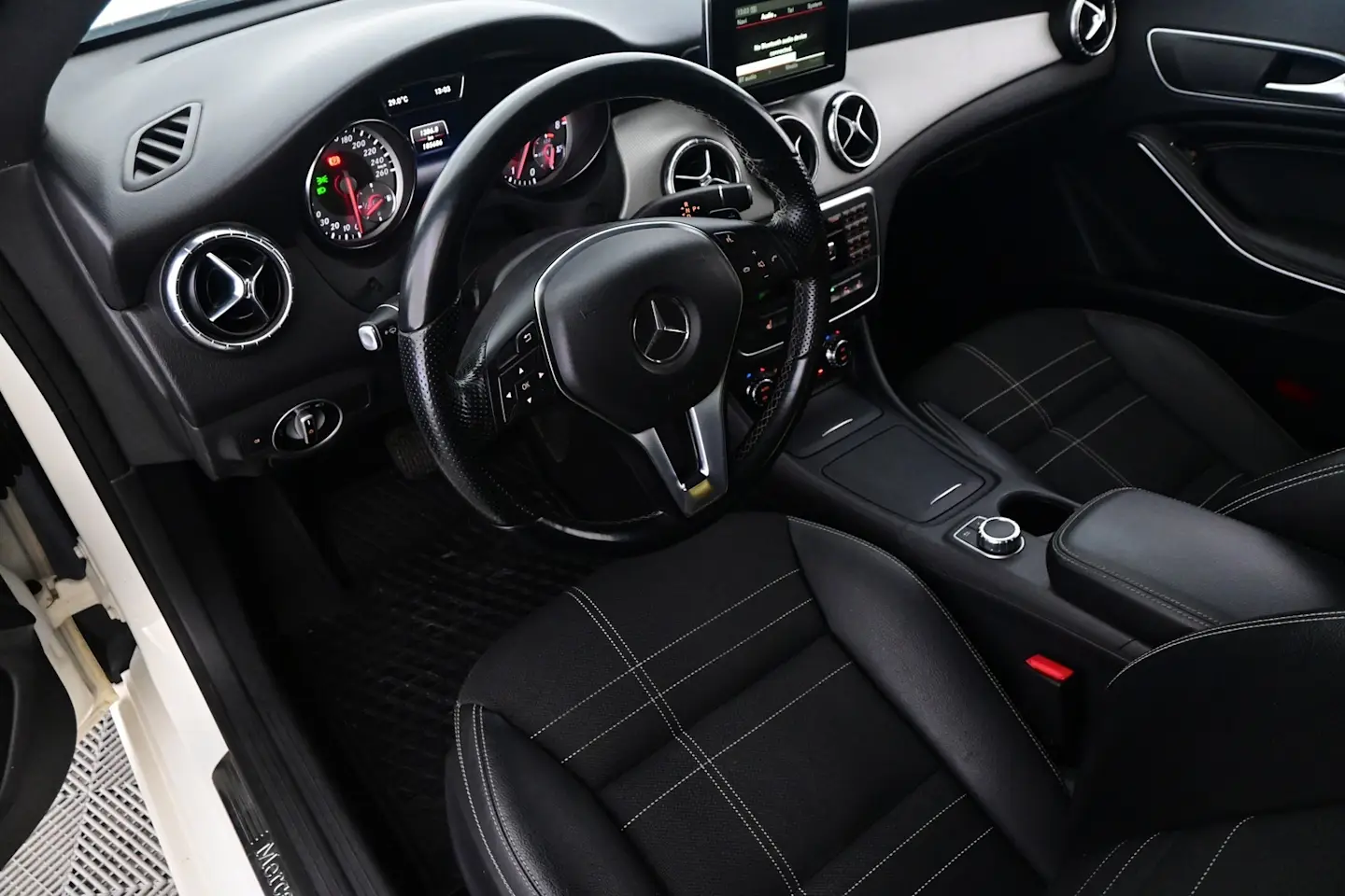 Car Image - 4cNpMp9xF5r84CnkPk3E1e