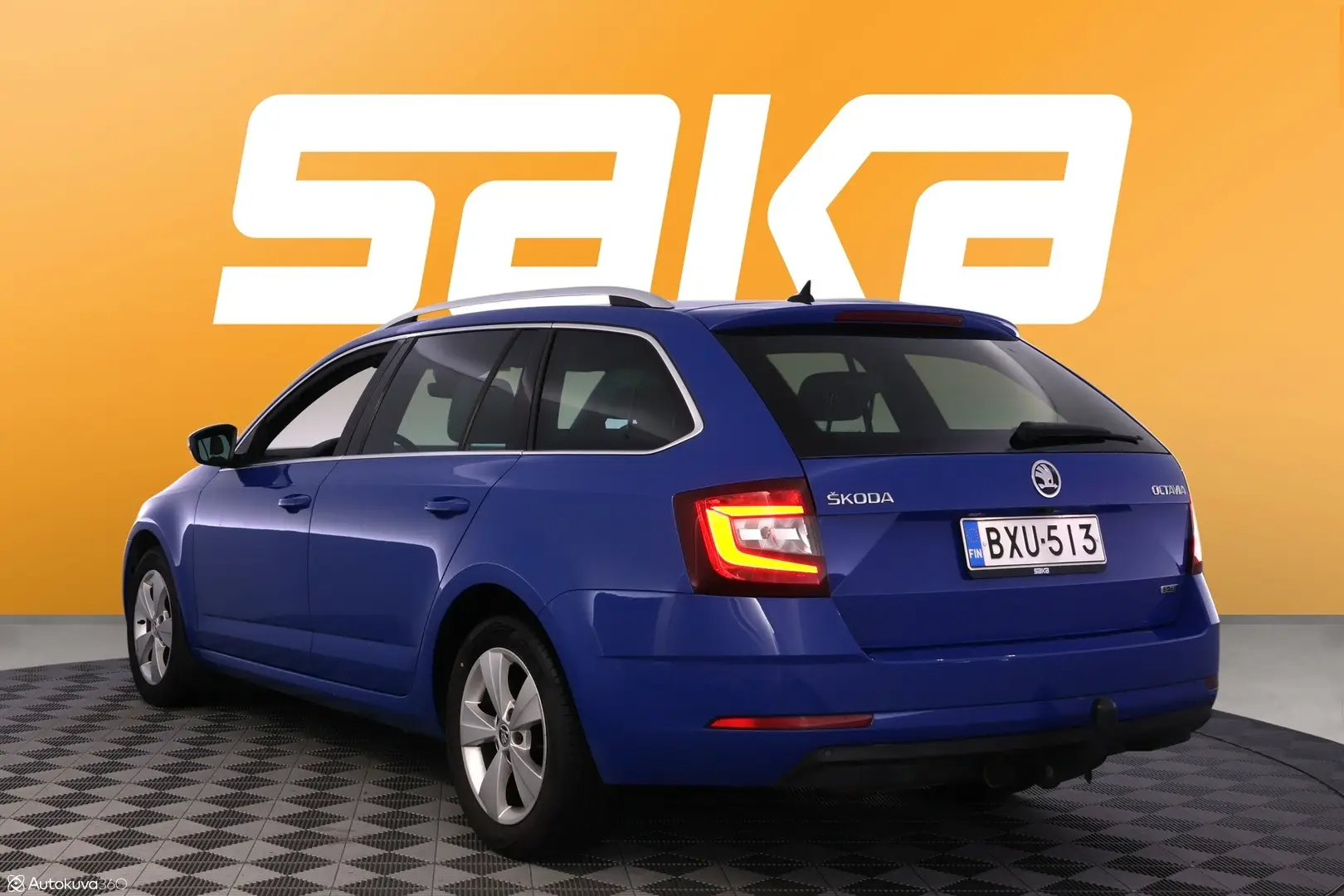 Car Image - 7jEO6Wez4FasiXAKUgp8I2