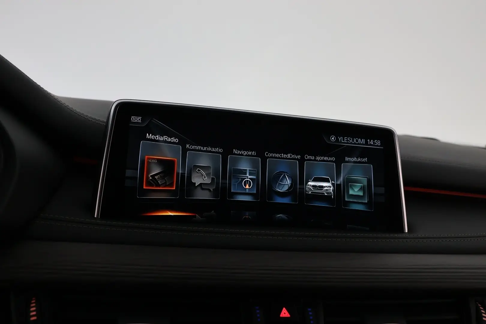 Car Image - 5b6iIfta3ysmhwkKdyELAI