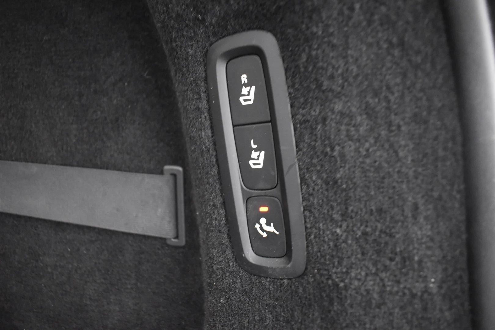 Car Image - Ko81PWTLVRAYzdruL0HeH