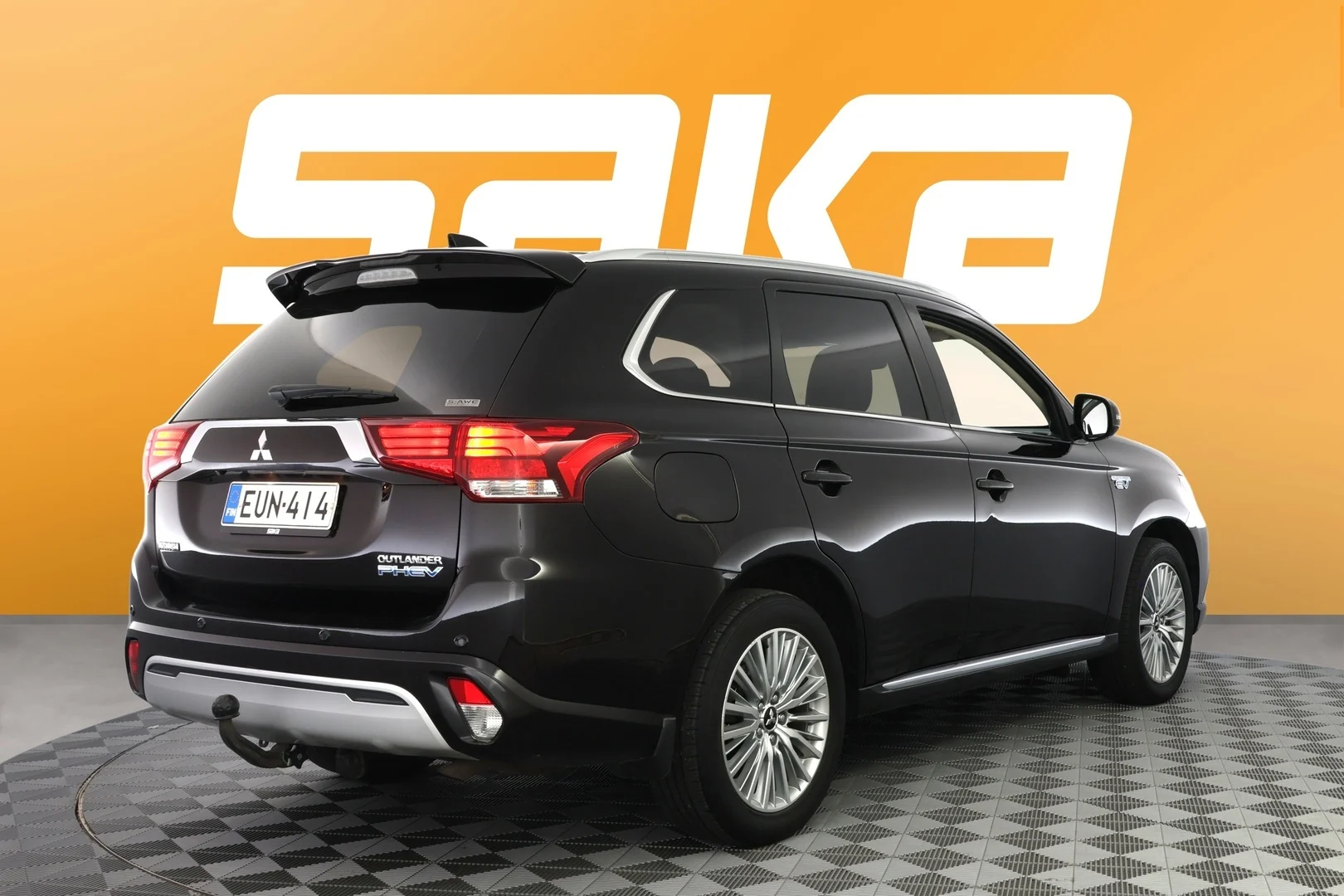 Car Image - sarHbxL4bl8PBZeNZBtLh