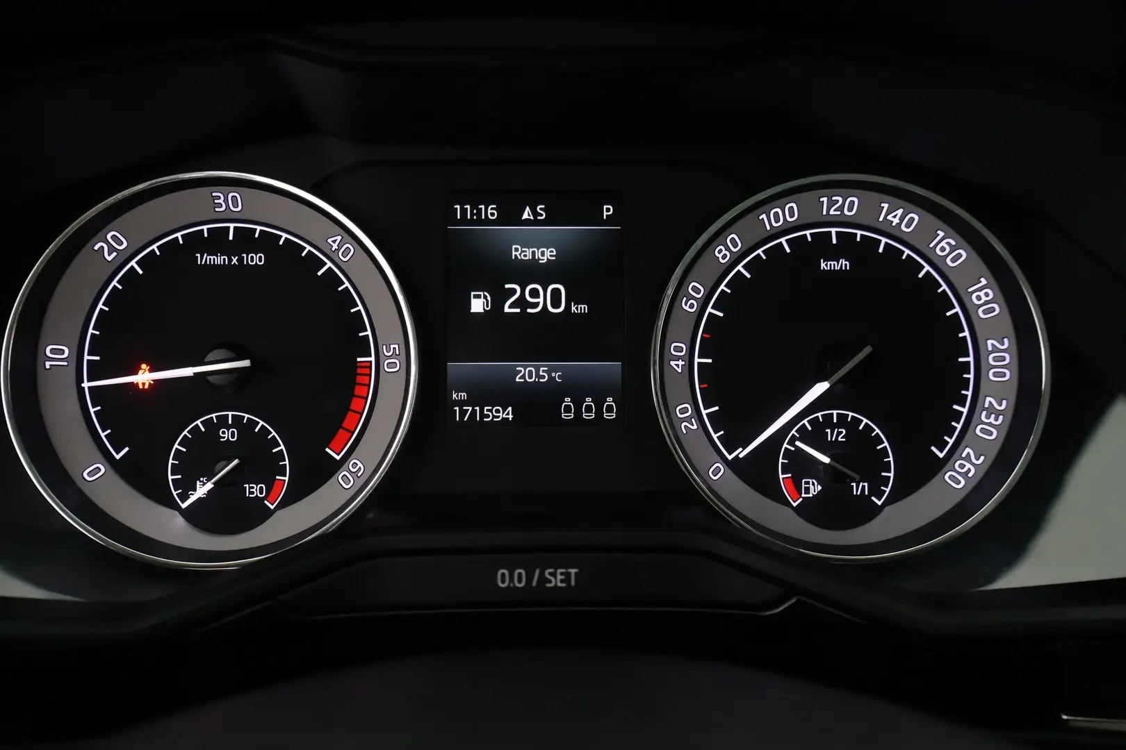 Car Image - 1ppMhnNLcfkB6NYqHdQyeJ