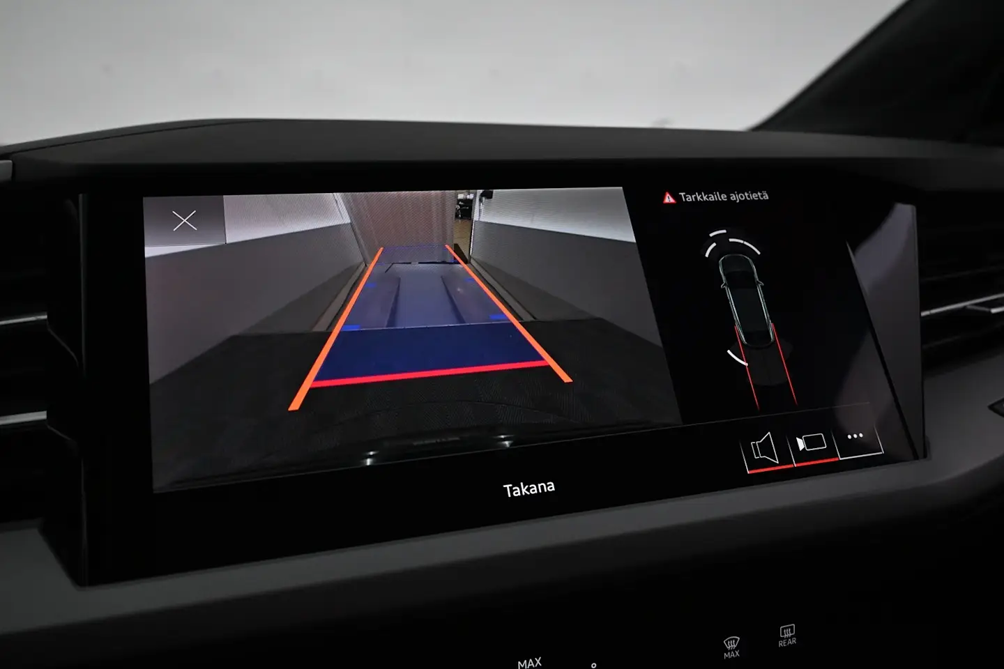 Car Image - PSUqrtPOkip80hH2xefmo