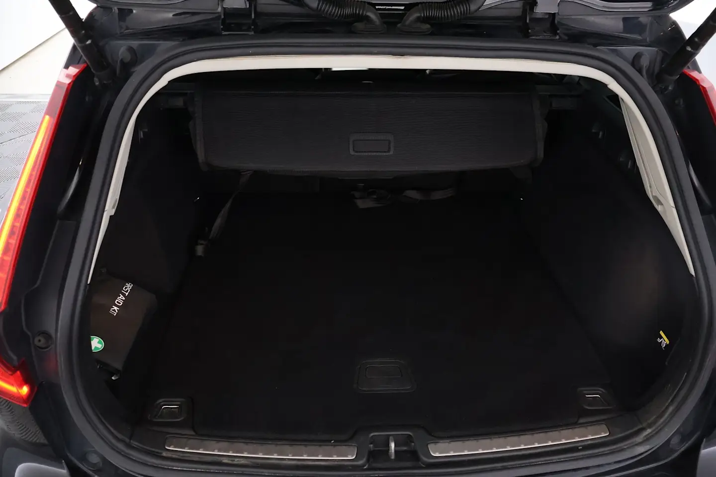 Car Image - 7o1YJt1ywr5sNy2h0vXBrA