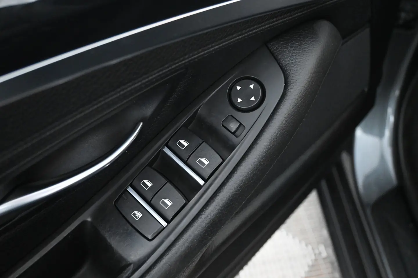 Car Image - 6wUFGOt0gds5QKw59FdHY