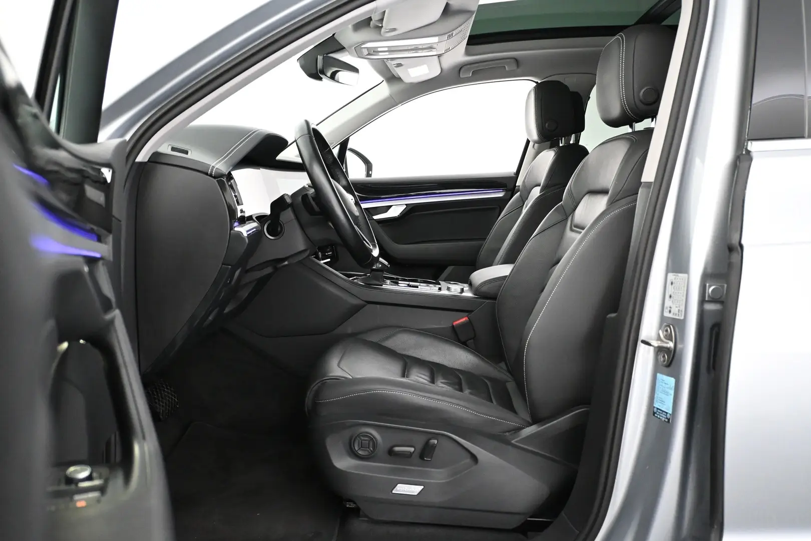 Car Image - PG3jZk6VRWkdzr5Cvq8AX