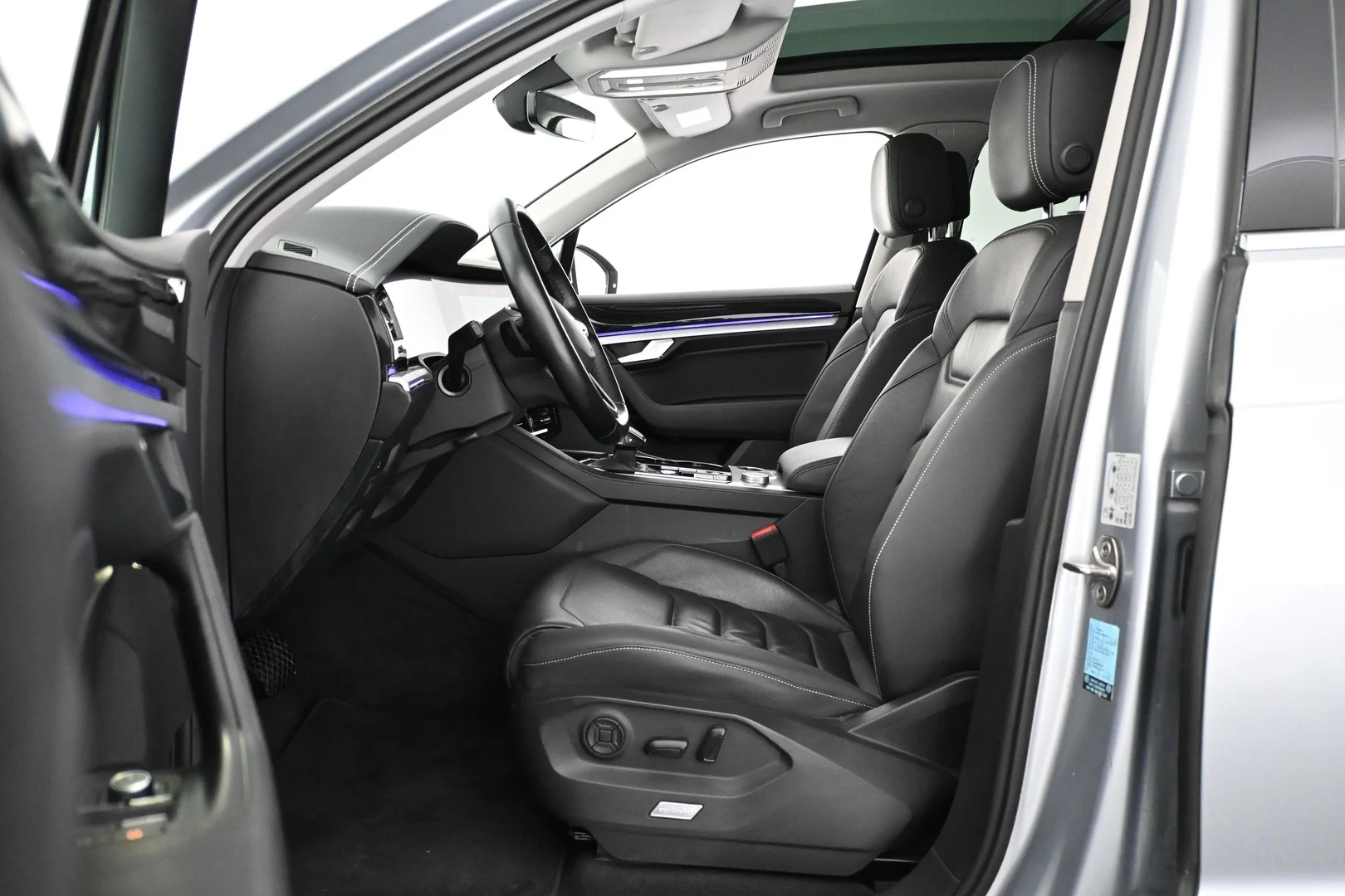 Car Image - PG3jZk6VRWkdzr5Cvq8AX