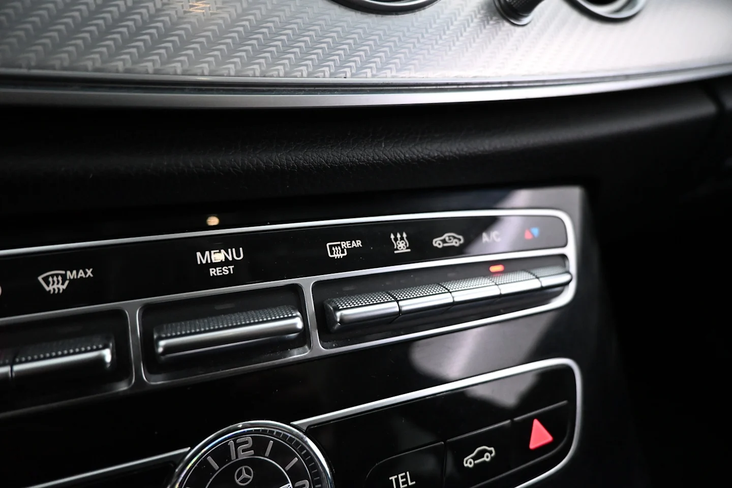 Car Image - 2t0QqOLLDi9IqCiXNAbHkQ