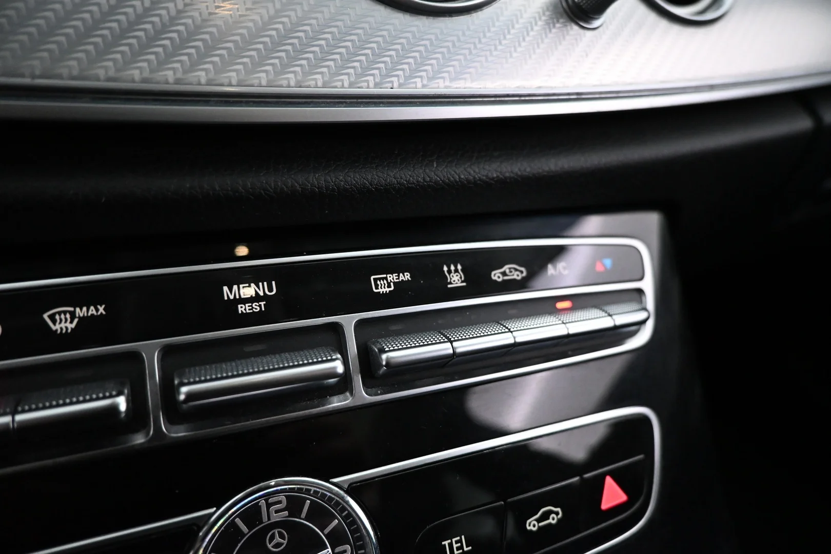 Car Image - 2t0QqOLLDi9IqCiXNAbHkQ