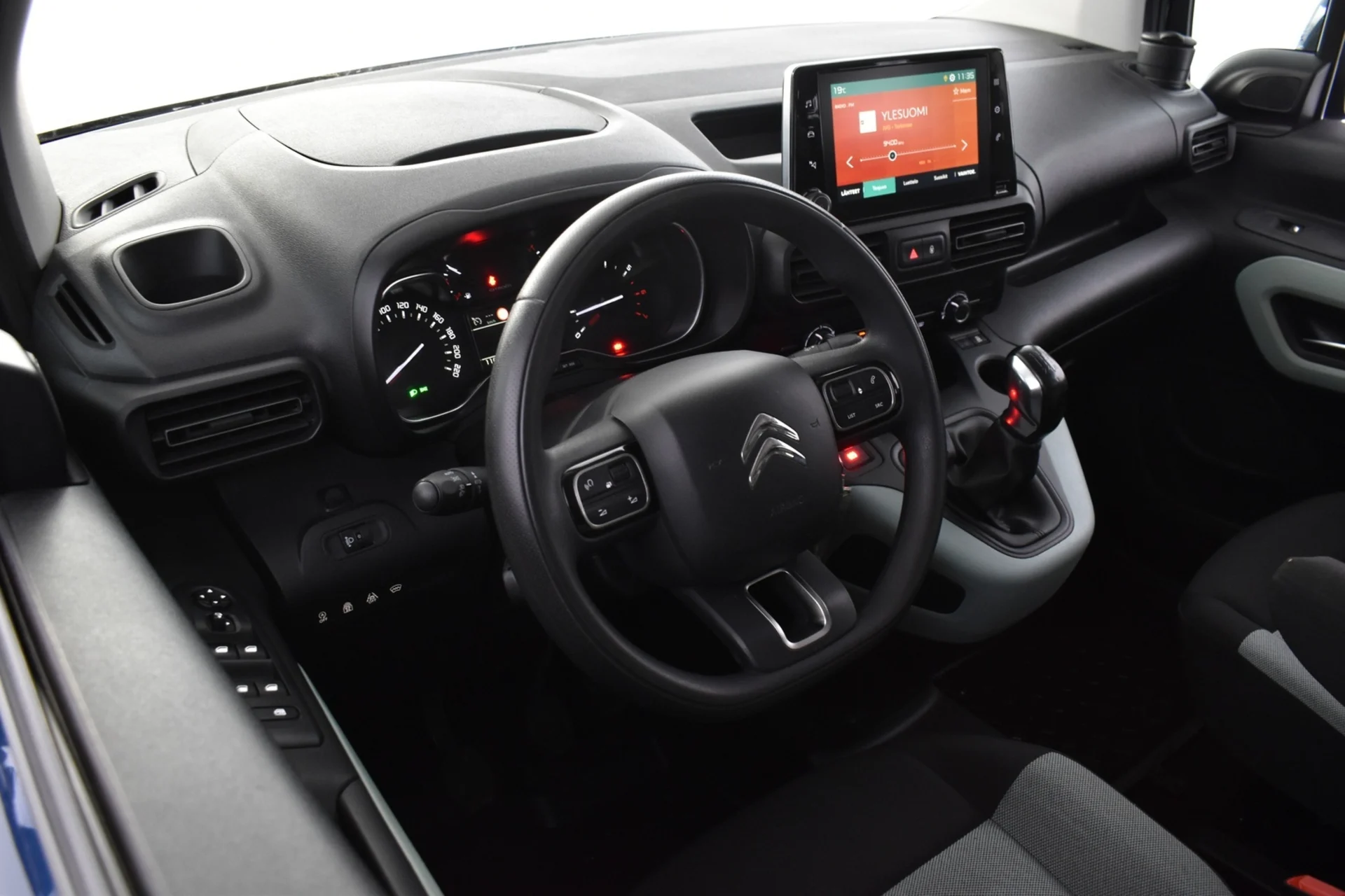 Car Image - 5IdHv4uNHsEQ08pFQrazXs