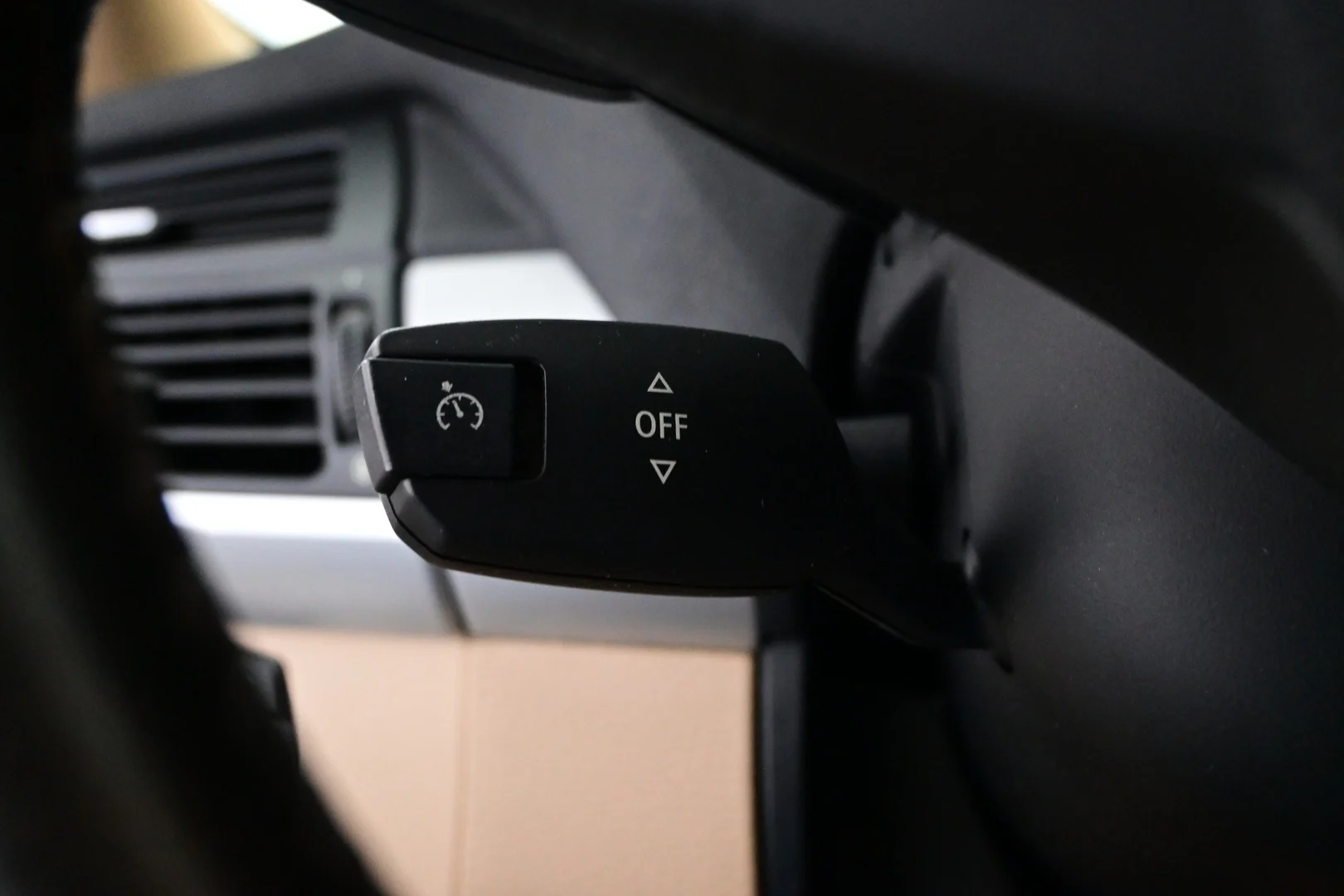 Car Image - 4YL0dkJKIi5w4sA78Oo47u