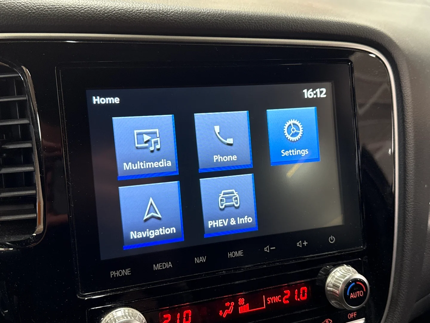 Car Image - 1cA3Np1Hxl0m598SABs3vR