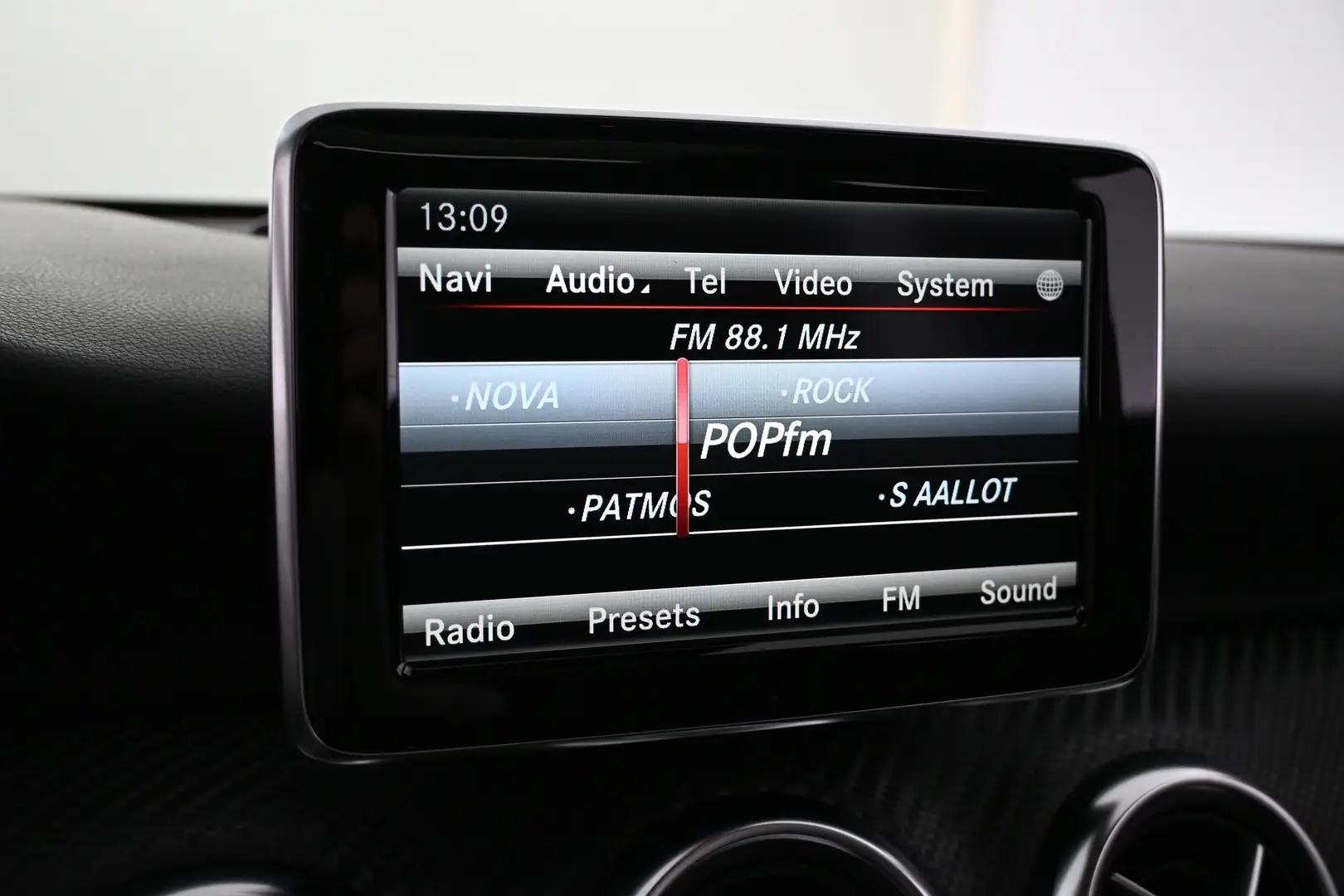 Car Image - VmL7blPMwk2ScW4DVkJGO